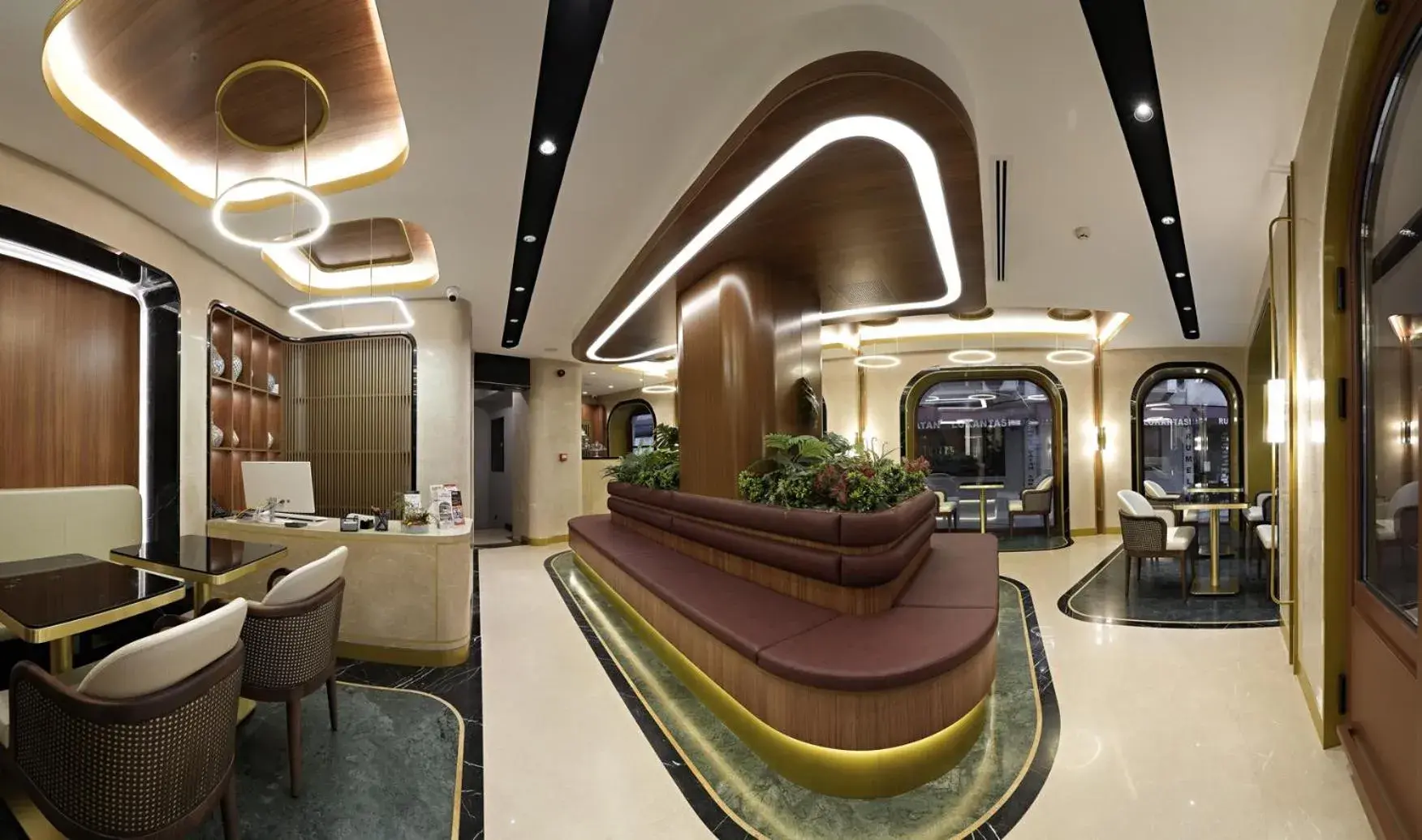 Lobby or reception in Erba Hotel Lobby or reception in Erba Hotel