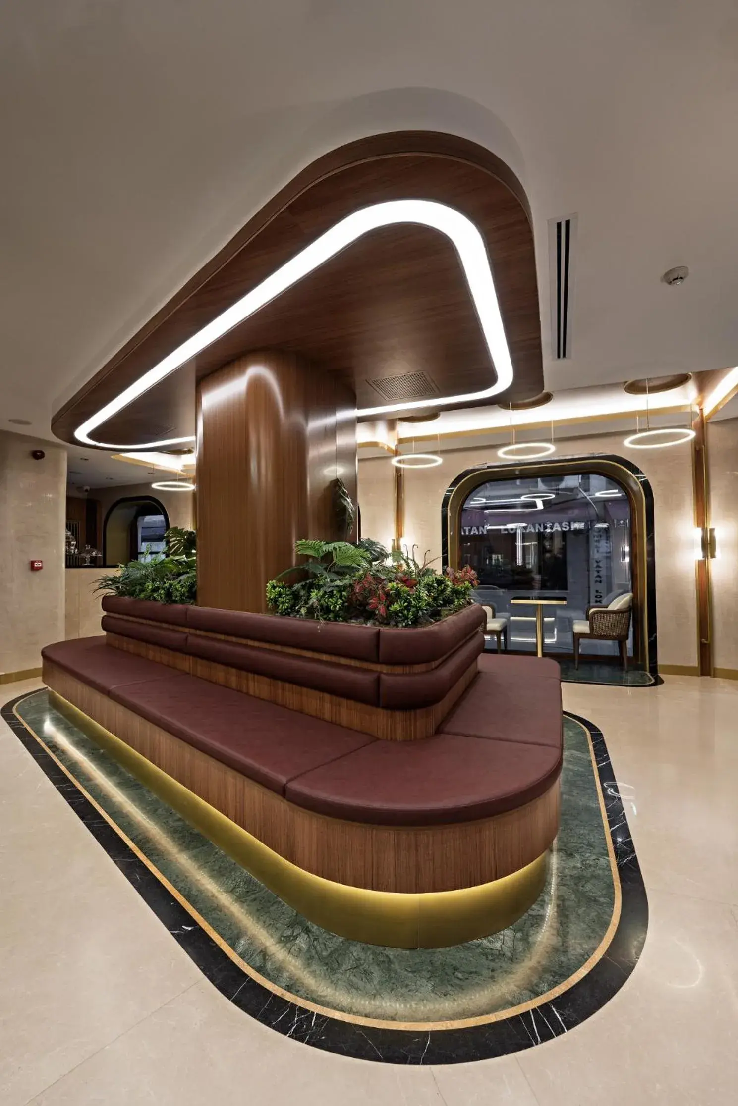 Lobby or reception in Erba Hotel Lobby or reception in Erba Hotel