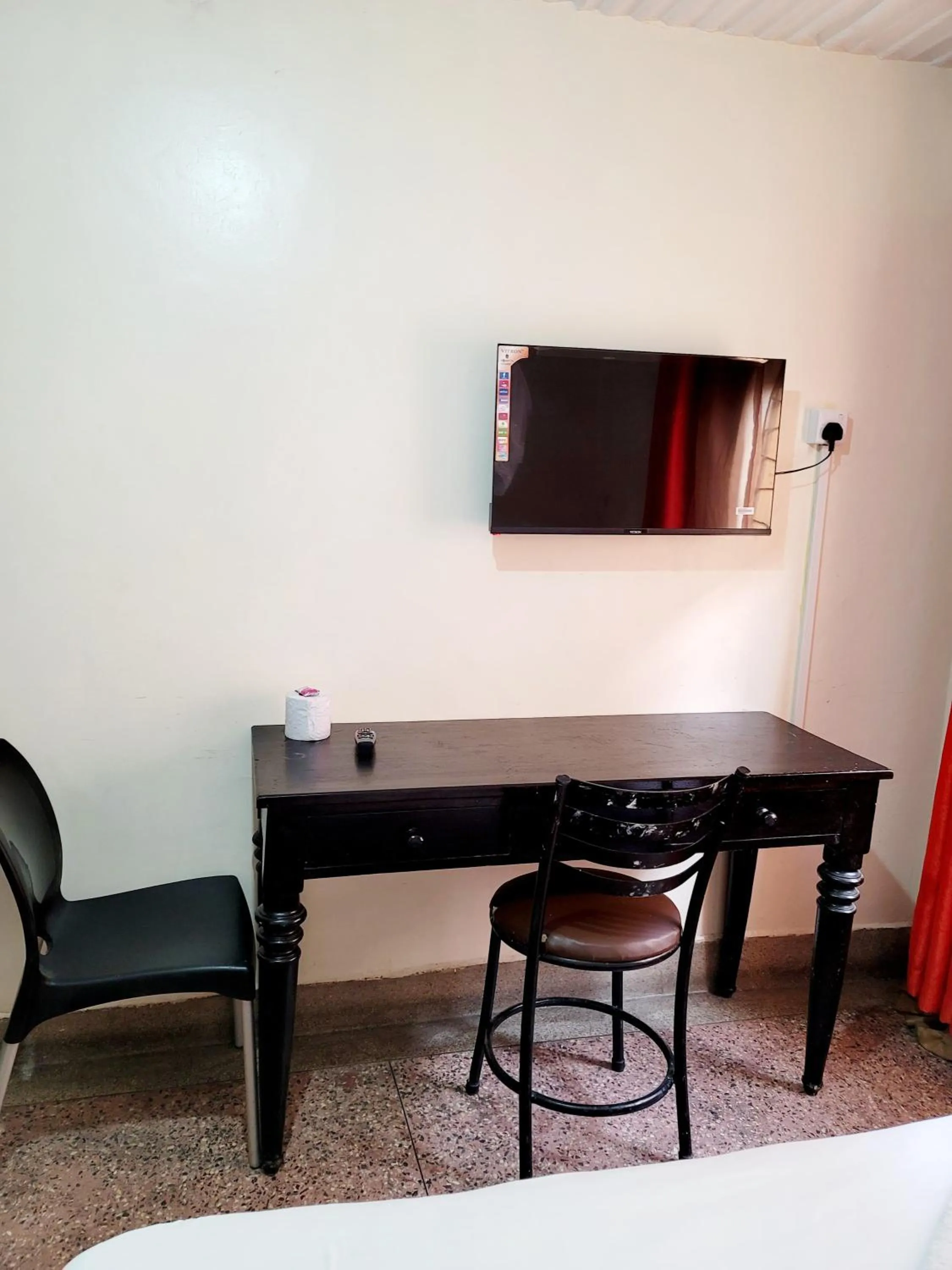 TV and multimedia in Nairobi City Space Hotel