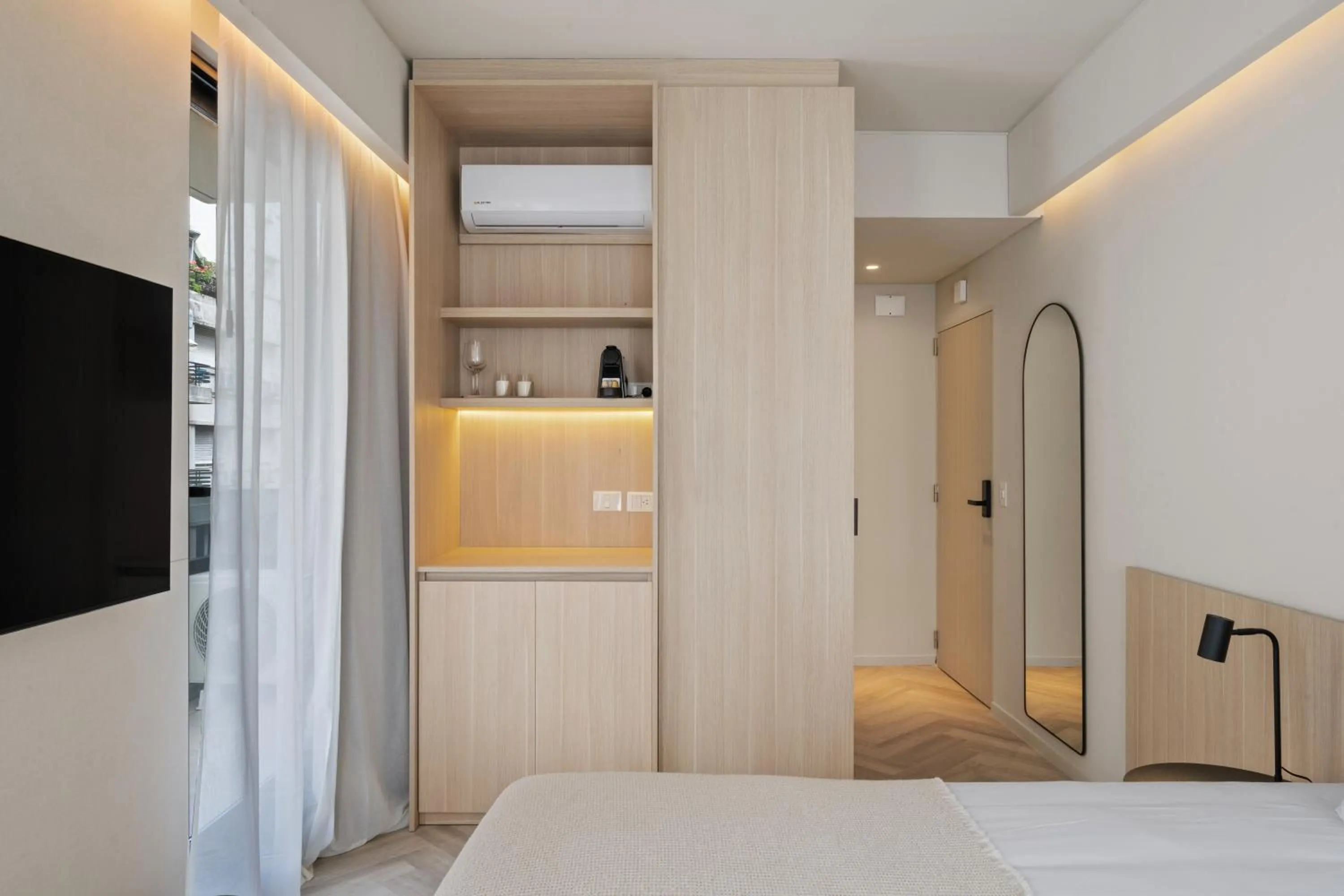 Photo of the whole room, Bed in Vilon Recoleta Hotel