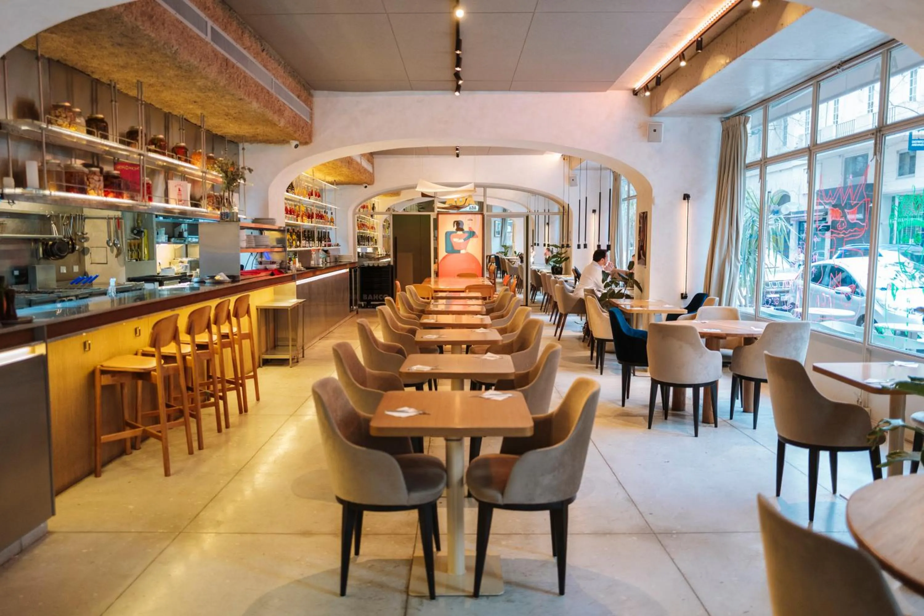 Restaurant/places to eat in Vilon Recoleta Hotel