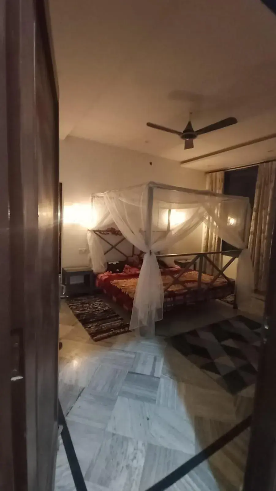 Bedroom, Bed in Backpackers Station Bedroom, Bed in Backpackers Station