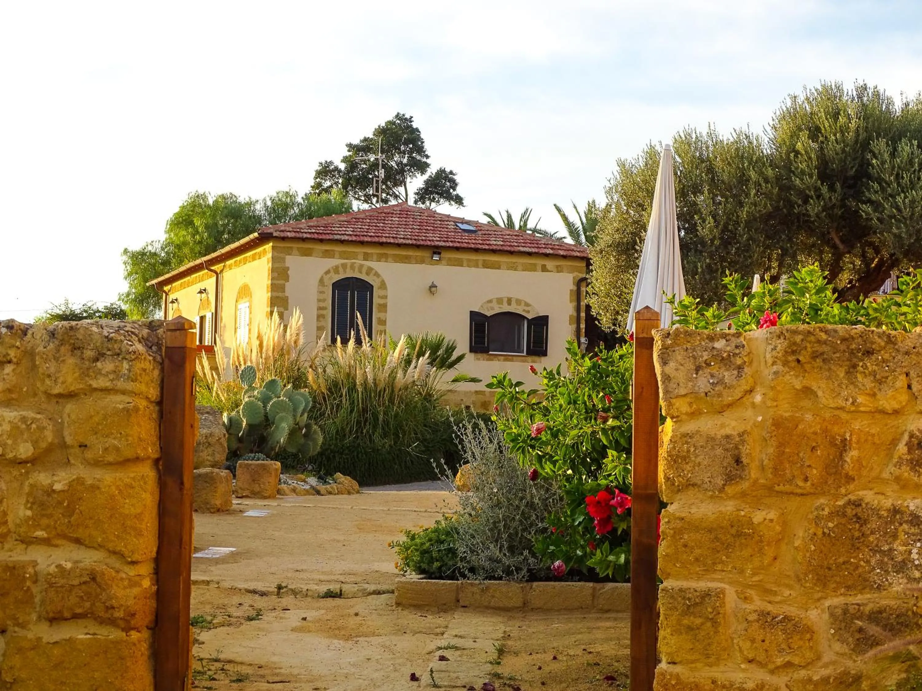 Property building in Villa La Lumia B&B Suites & Apartments