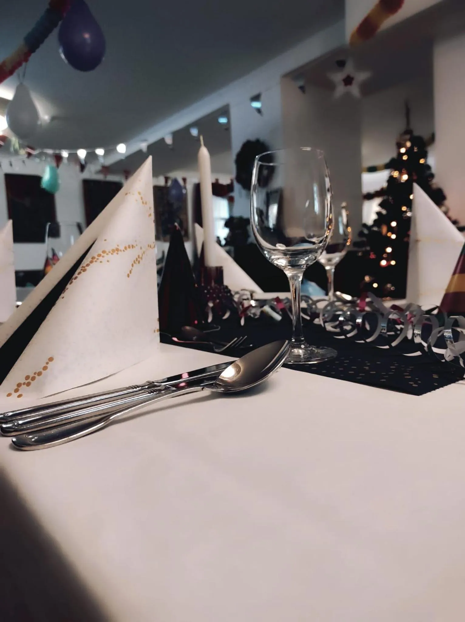 Restaurant/places to eat in Parkhotel Forest