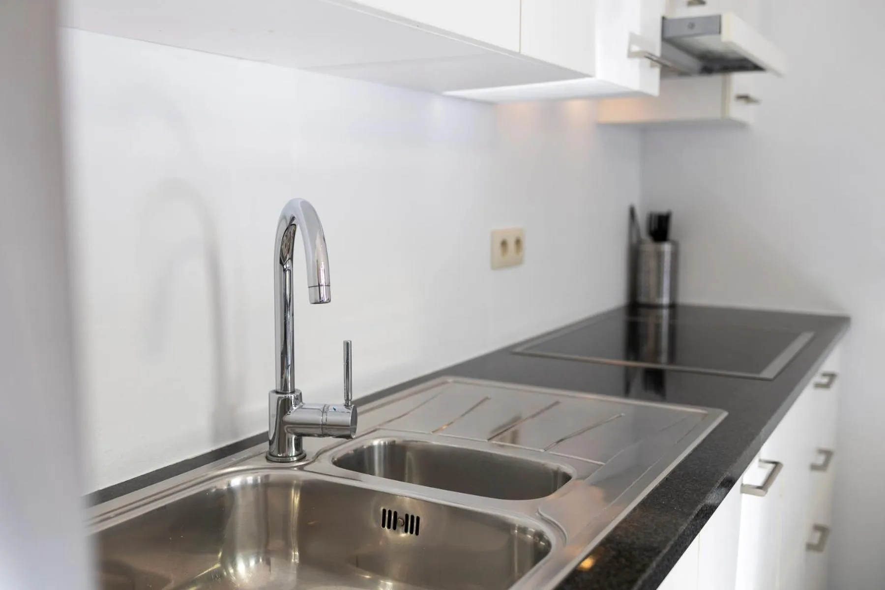 Kitchen or kitchenette in Smartflats - Meir Antwerp