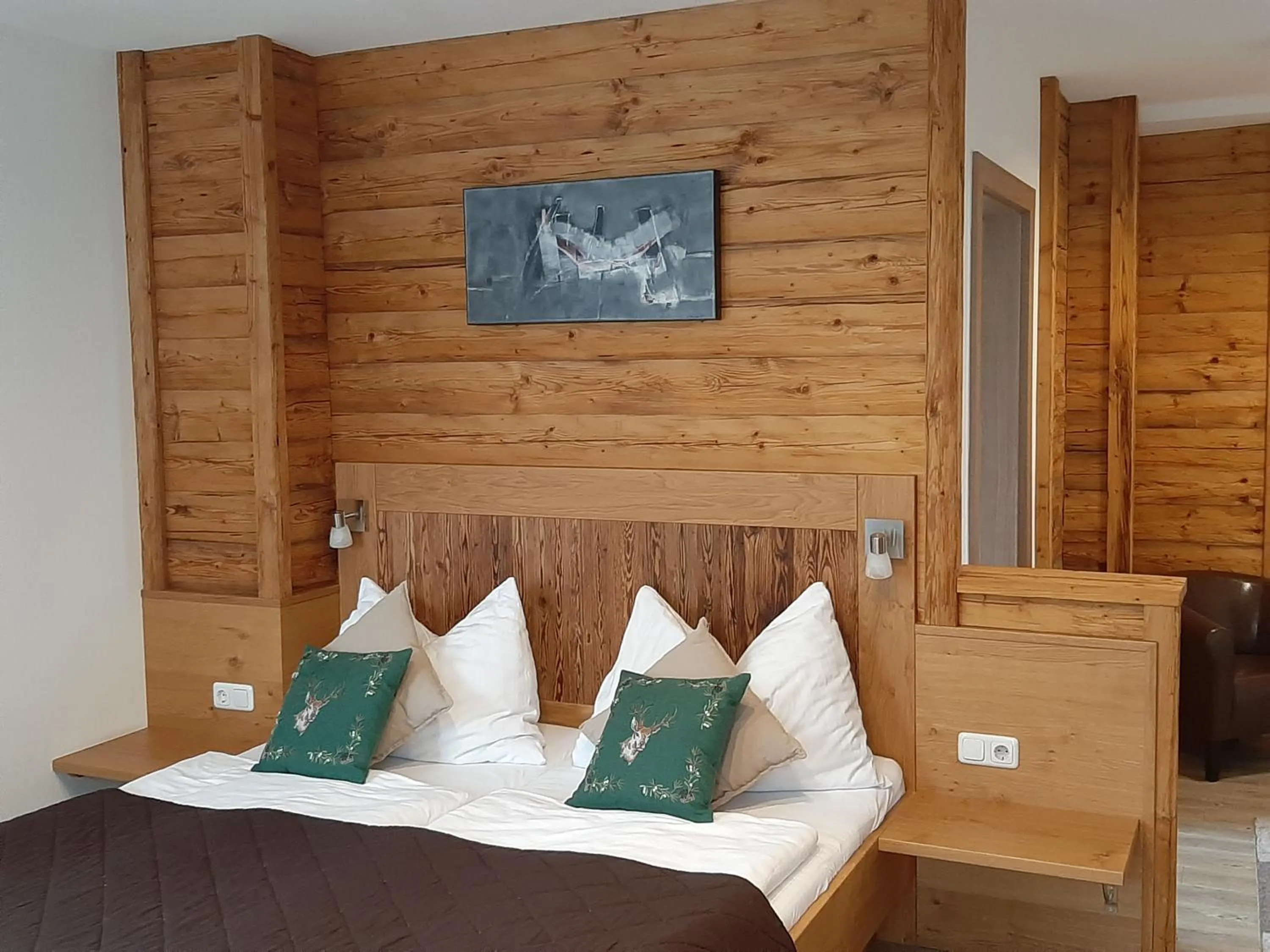 Photo of the whole room, Bed in Pension Ballwein