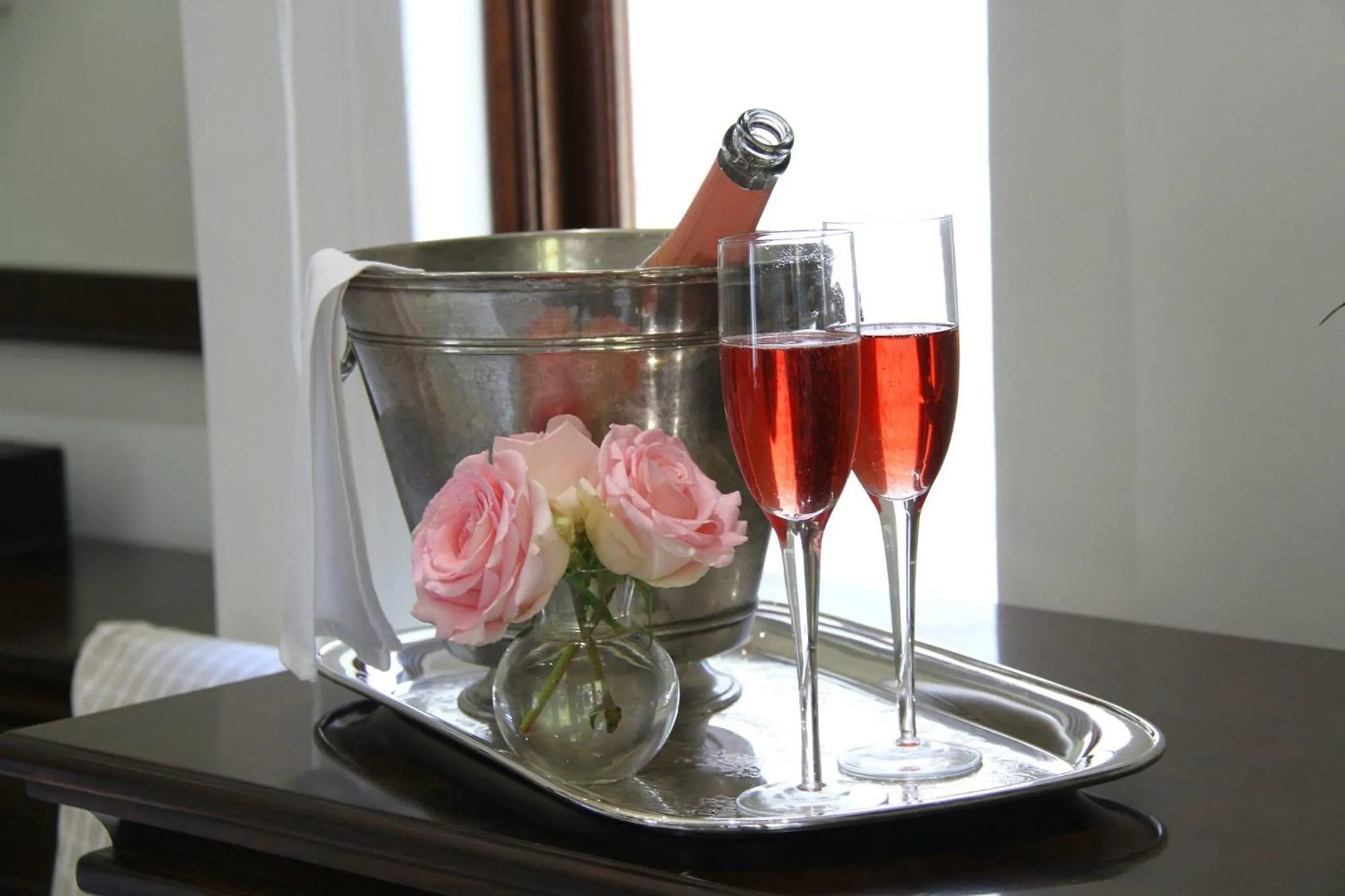 Food and drinks in Sheppard Boutique Hotel