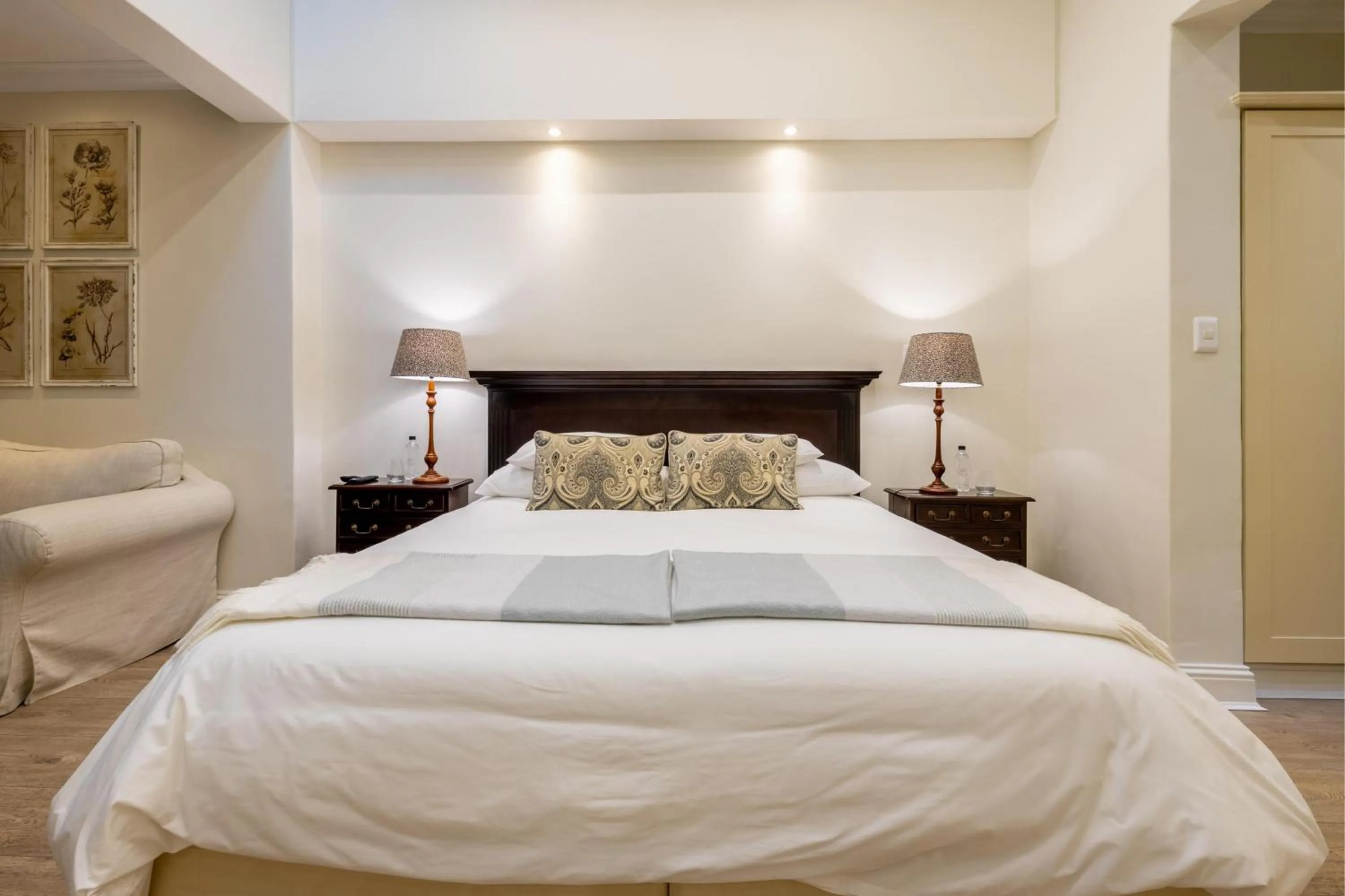 Bed in Sheppard Boutique Hotel