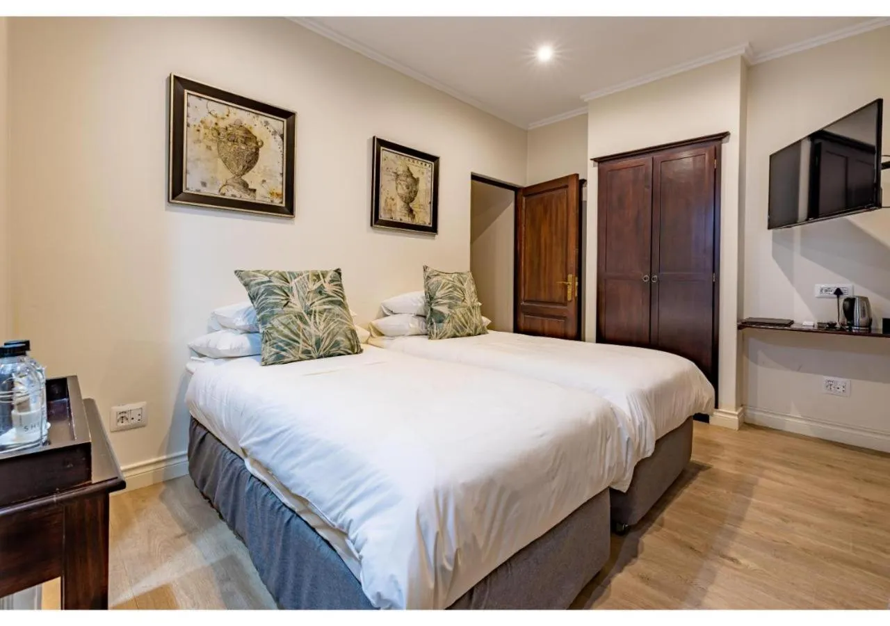 Bed in Sheppard Boutique Hotel