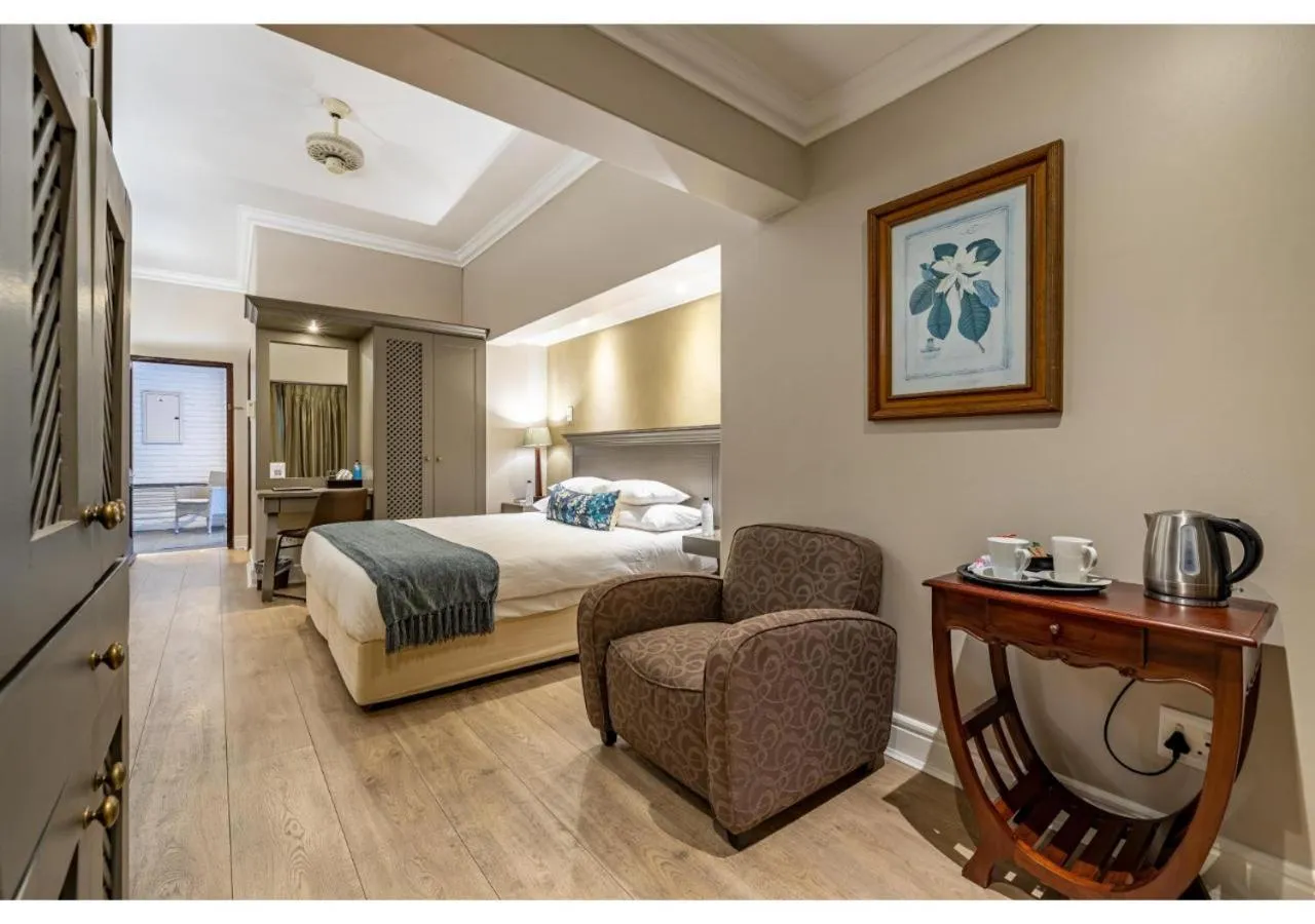 Bed in Sheppard Boutique Hotel