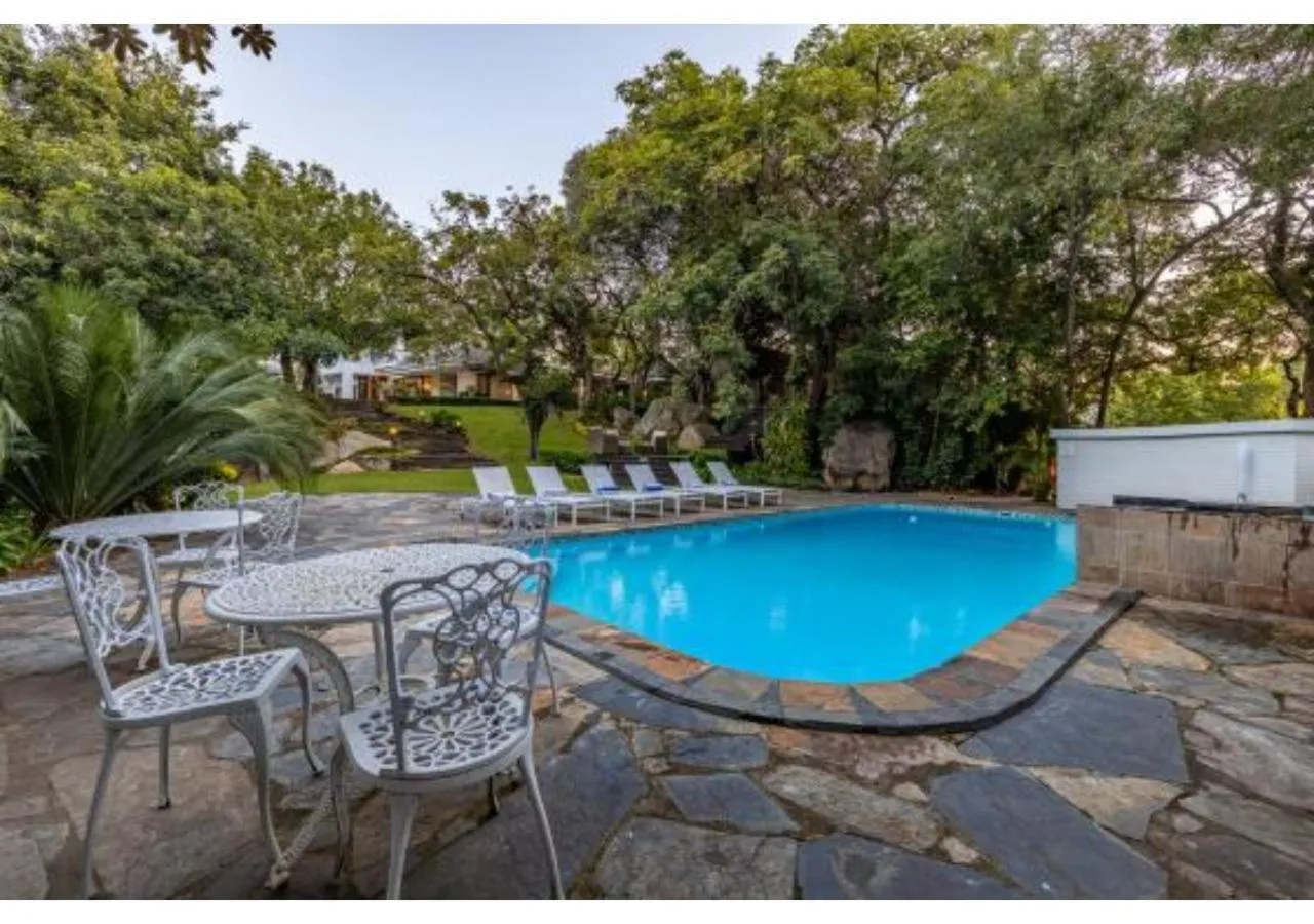 Swimming pool in Sheppard Boutique Hotel