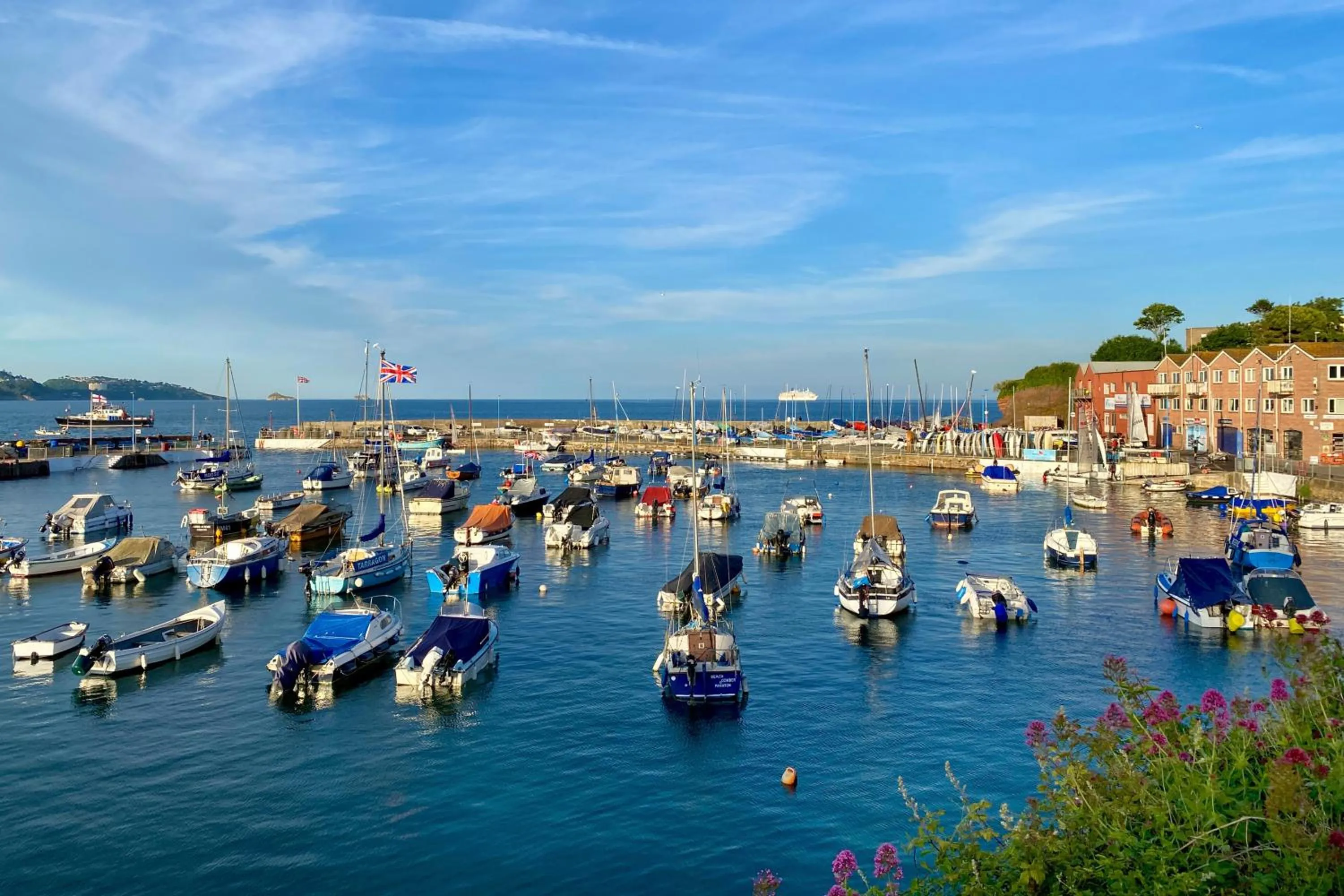 Neighbourhood in The Esplanade Hotel by Compass Hospitality