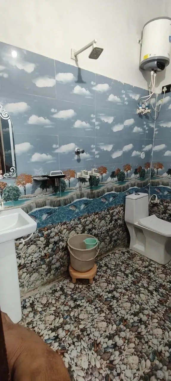Toilet in Shree Gopal Niketan