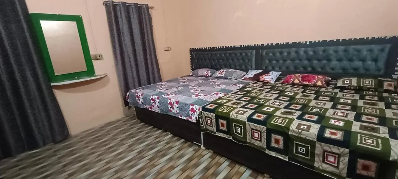 Bed in Shree Gopal Niketan