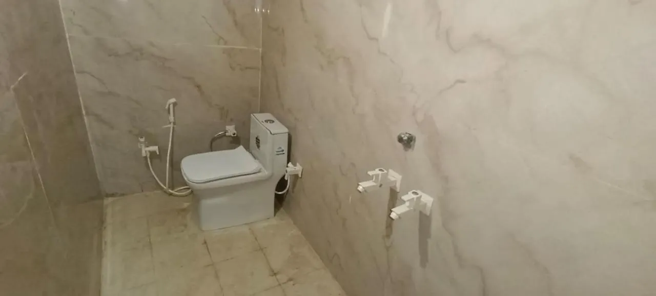 Toilet in Shree Gopal Niketan