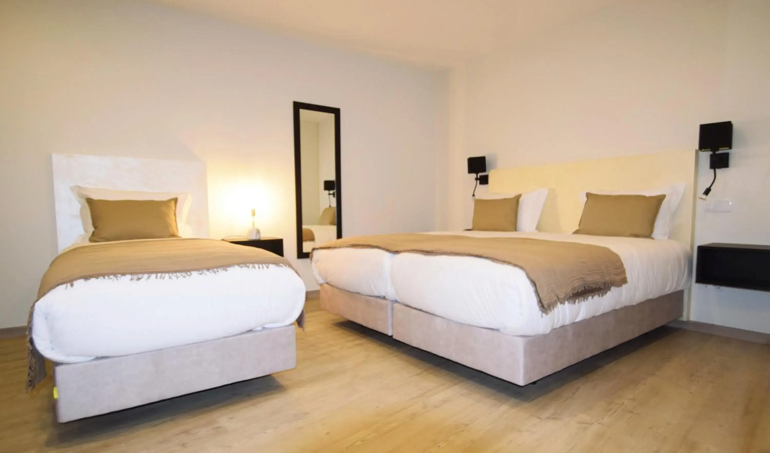 Triple Room in SIENNA Hotel Triple Room in SIENNA Hotel