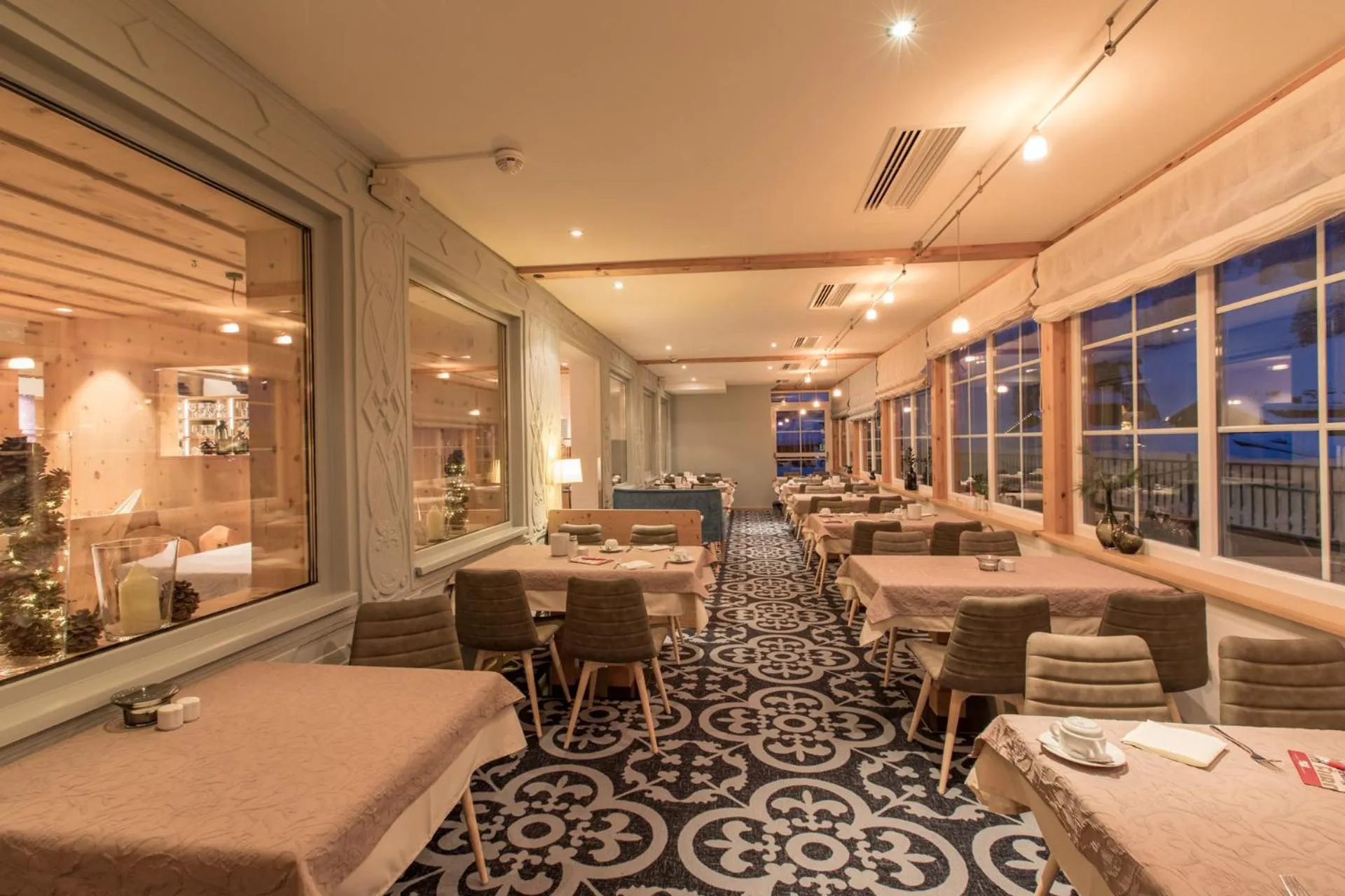 Restaurant/places to eat in Hotel Sportalmmm, Hoch-Genuss