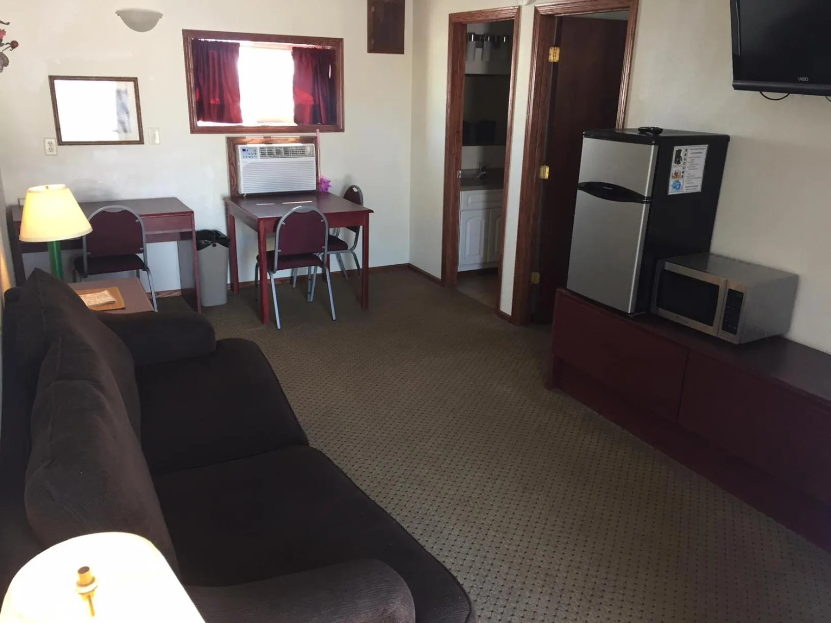 Living room in Highland Court Motel