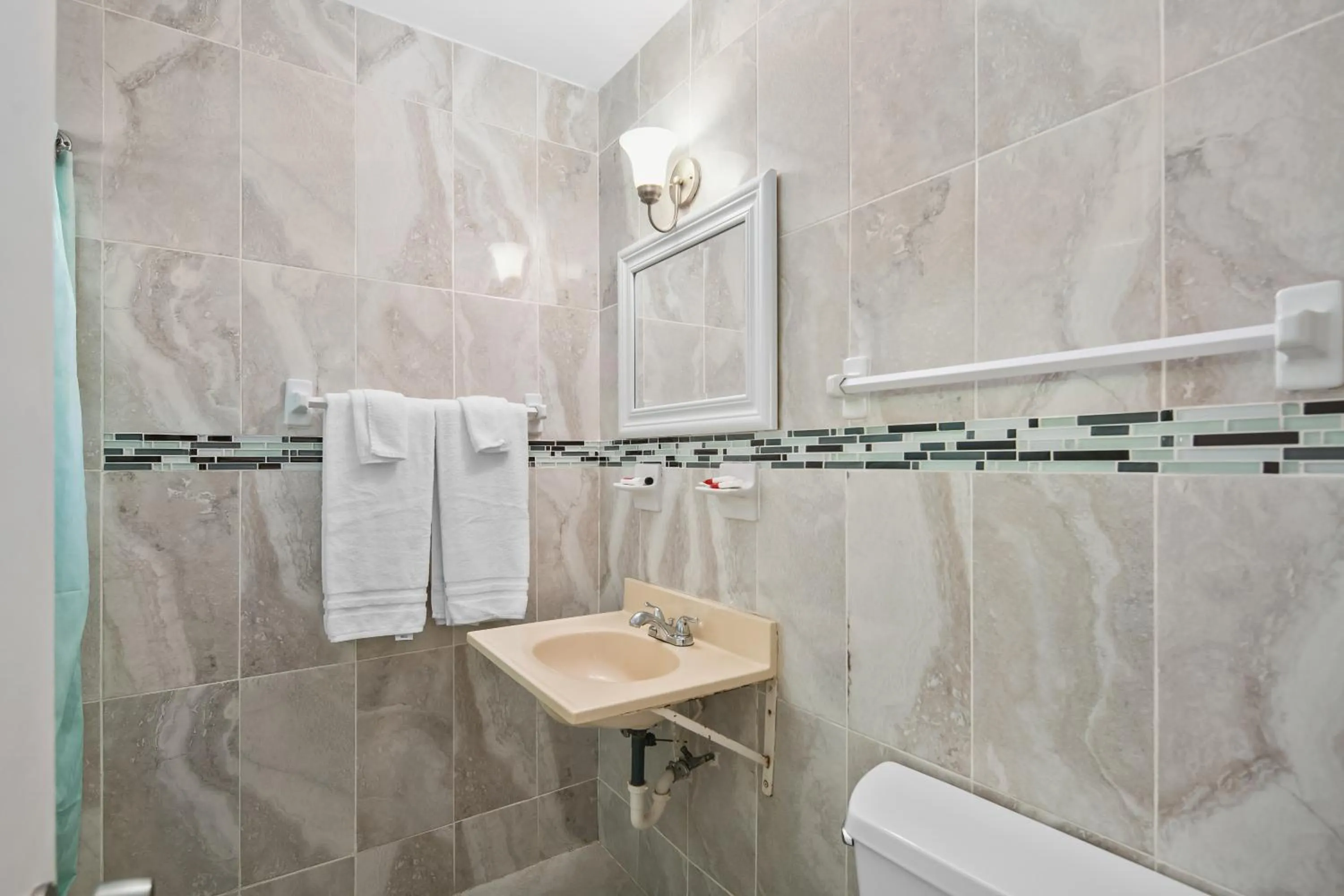 Bathroom in Tamiami Motel