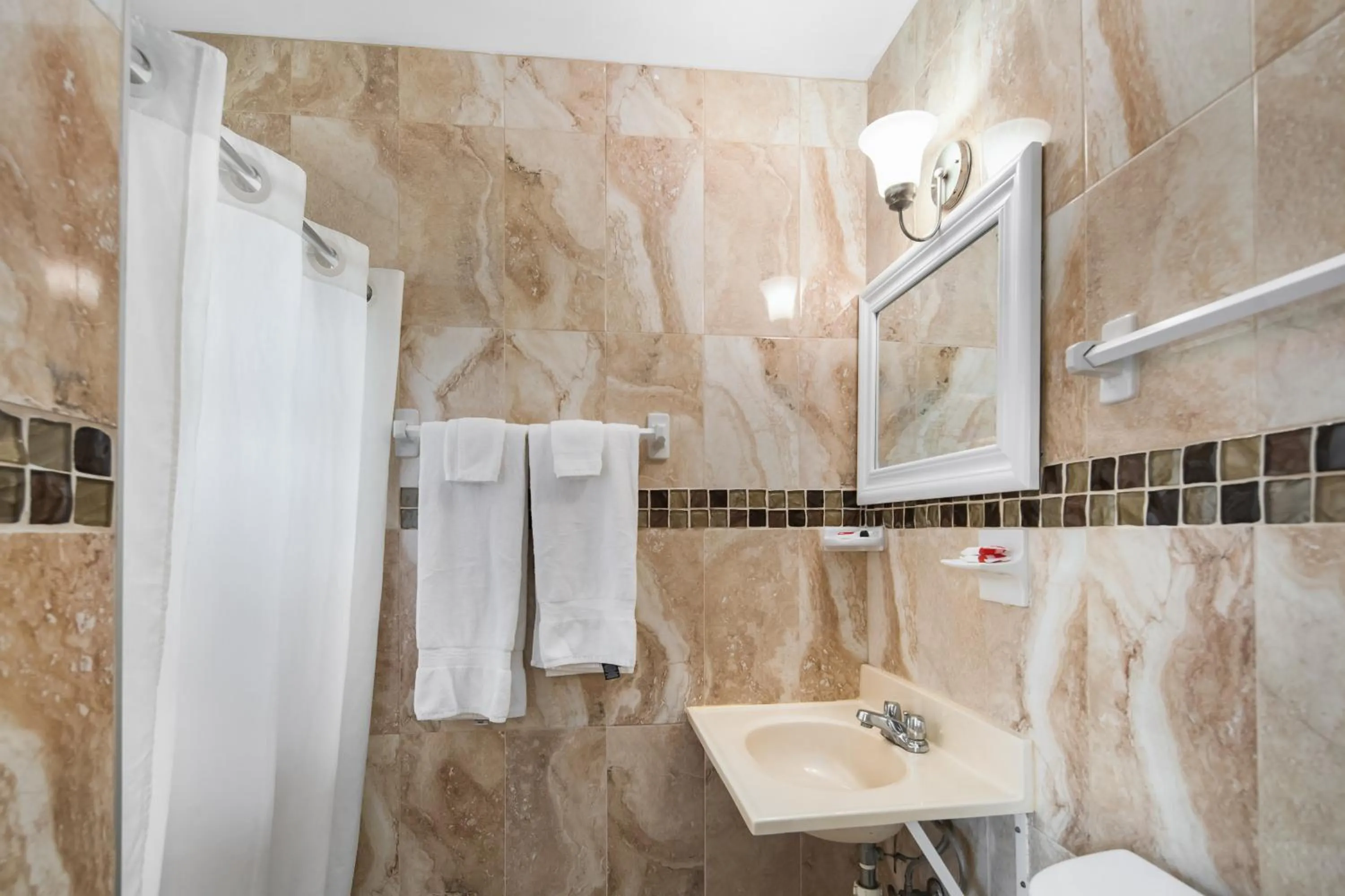 Bathroom in Tamiami Motel