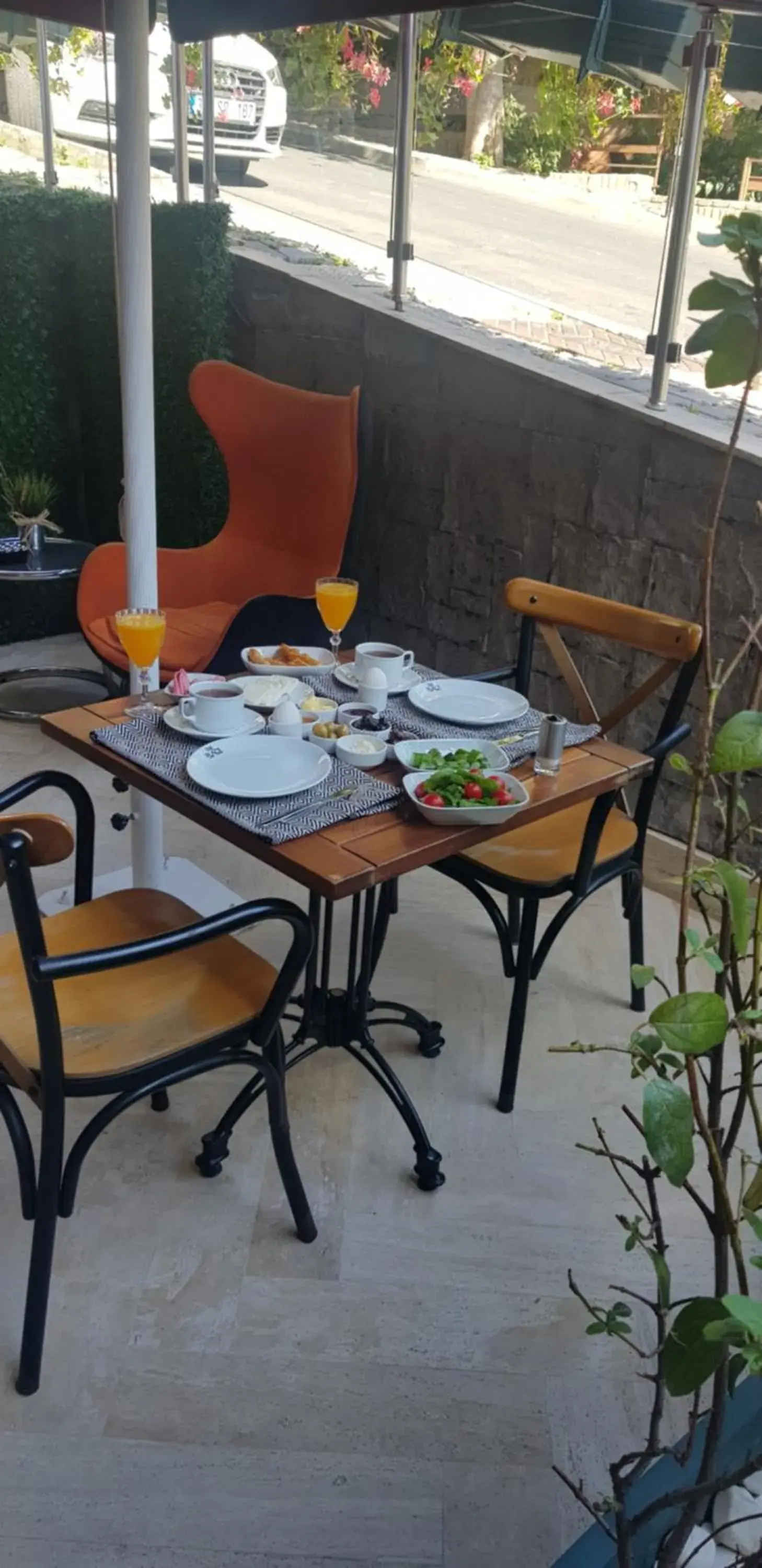 Breakfast in The Place Suit & Apartments Breakfast in The Place Suit & Apartments