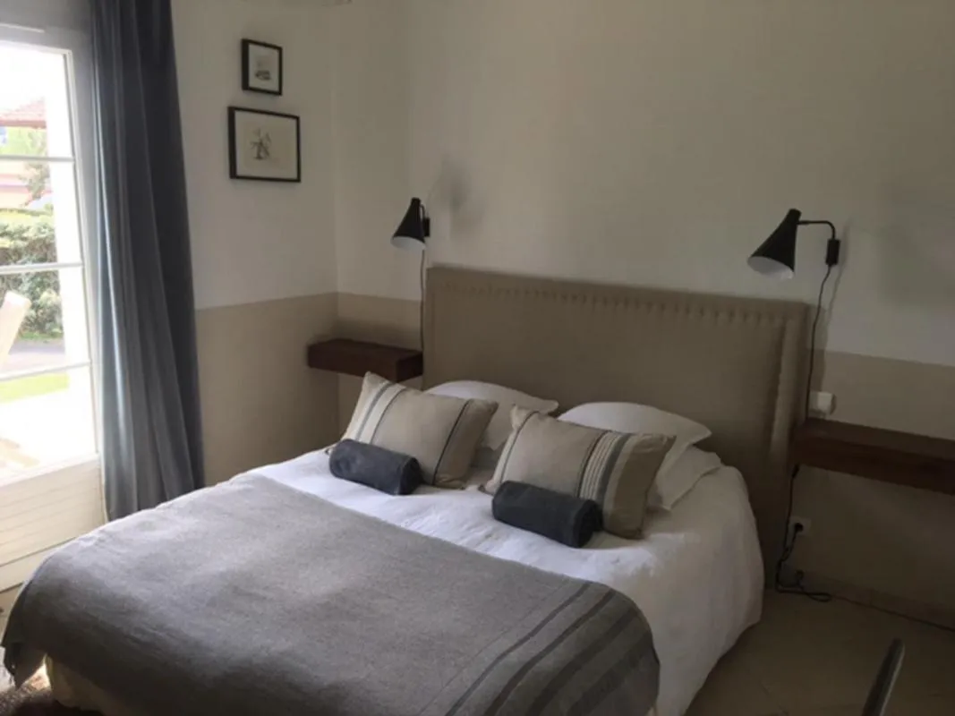 Bed in Maison d'hôtes Urbegia