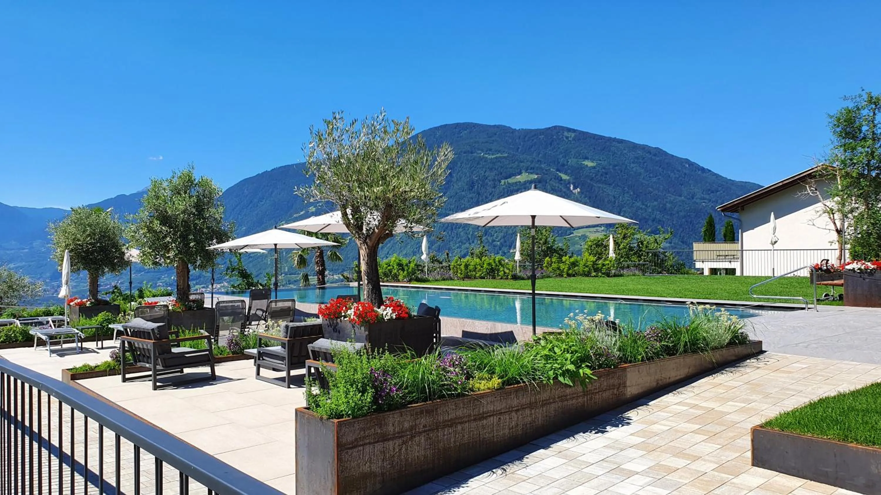 Swimming pool in Örtlerhof