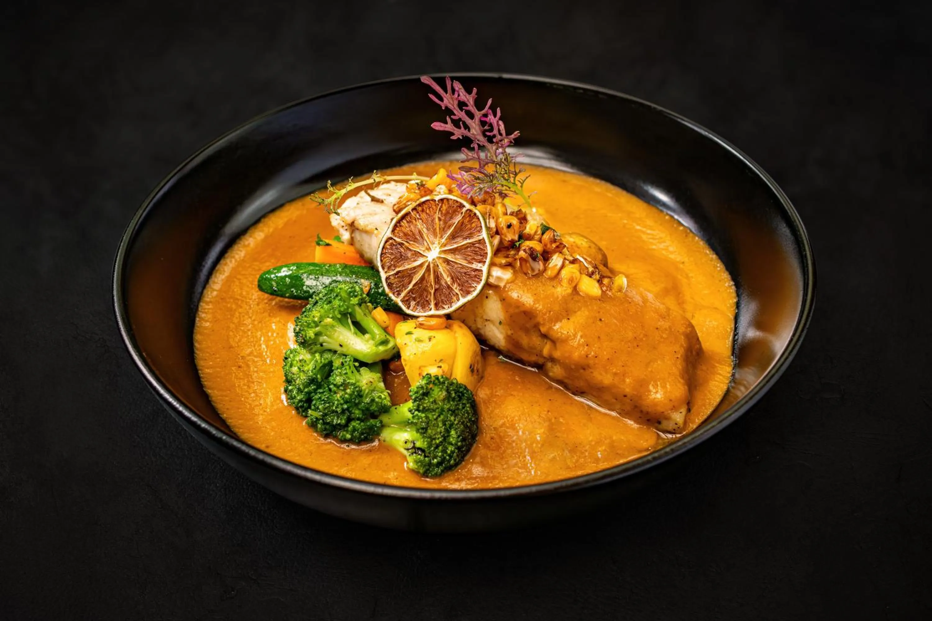 Restaurant/places to eat in Tifakara Boutique Hotel & Birding Oasis