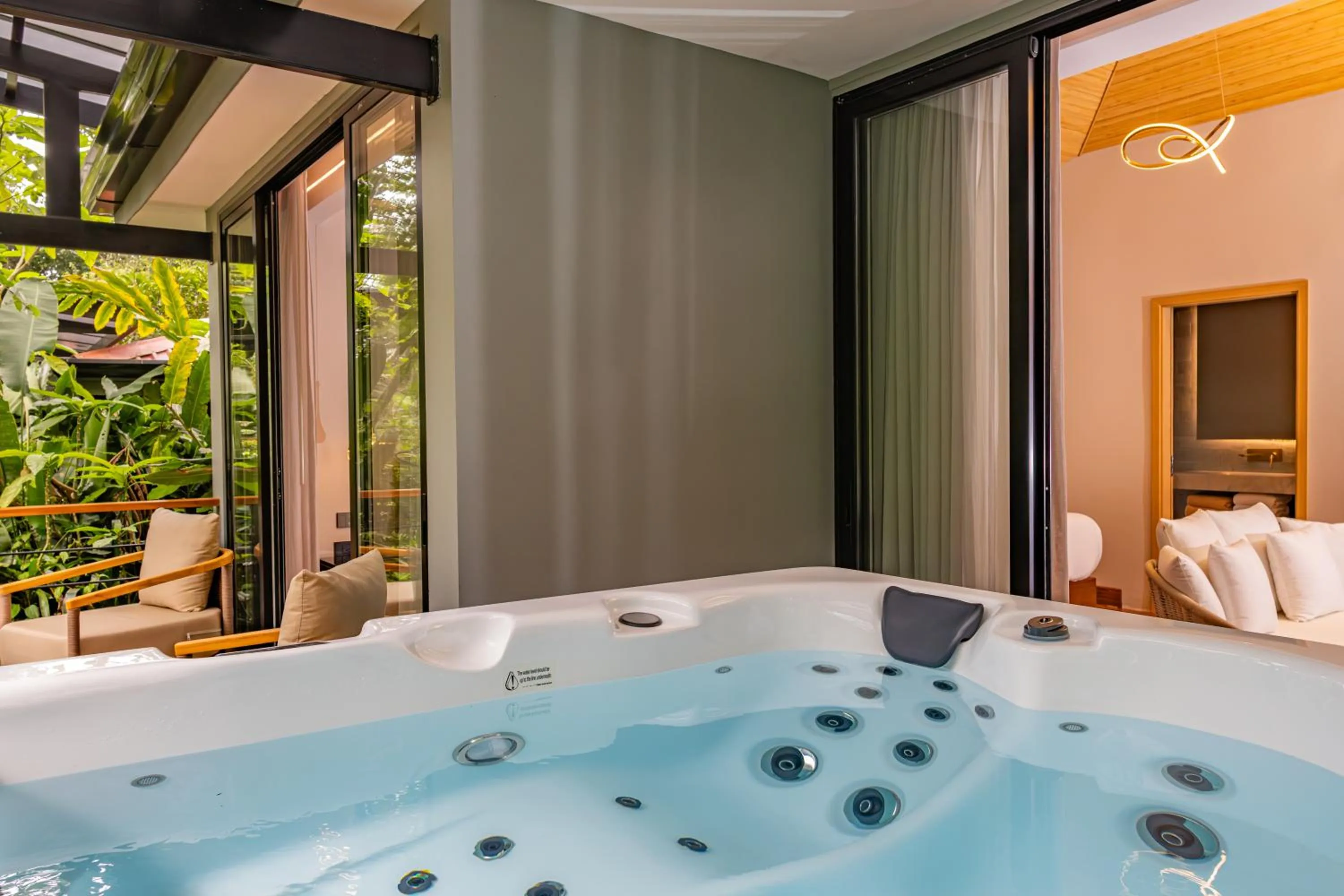 Hot Tub in Tifakara Boutique Hotel & Birding Oasis