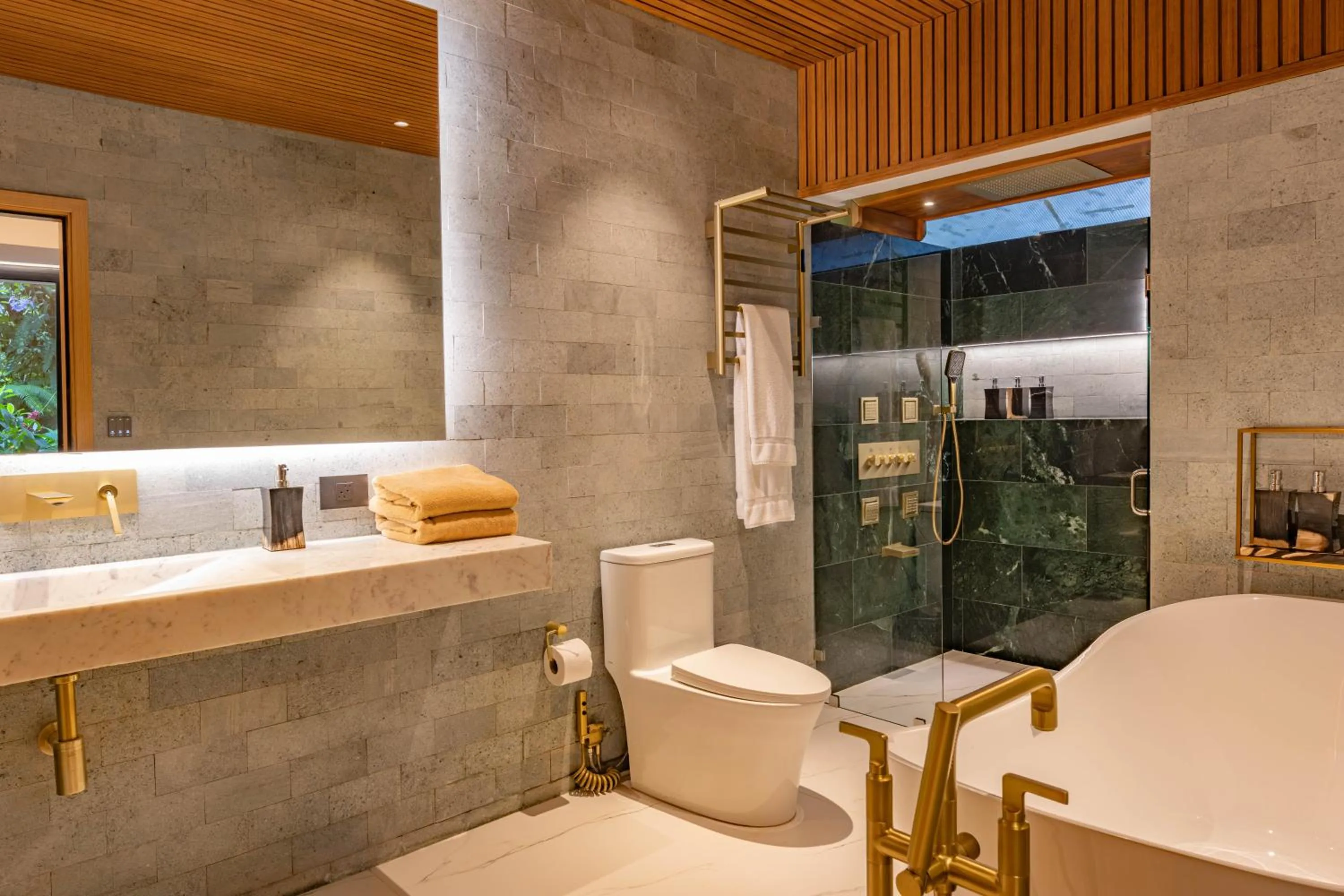 Bathroom in Tifakara Boutique Hotel & Birding Oasis