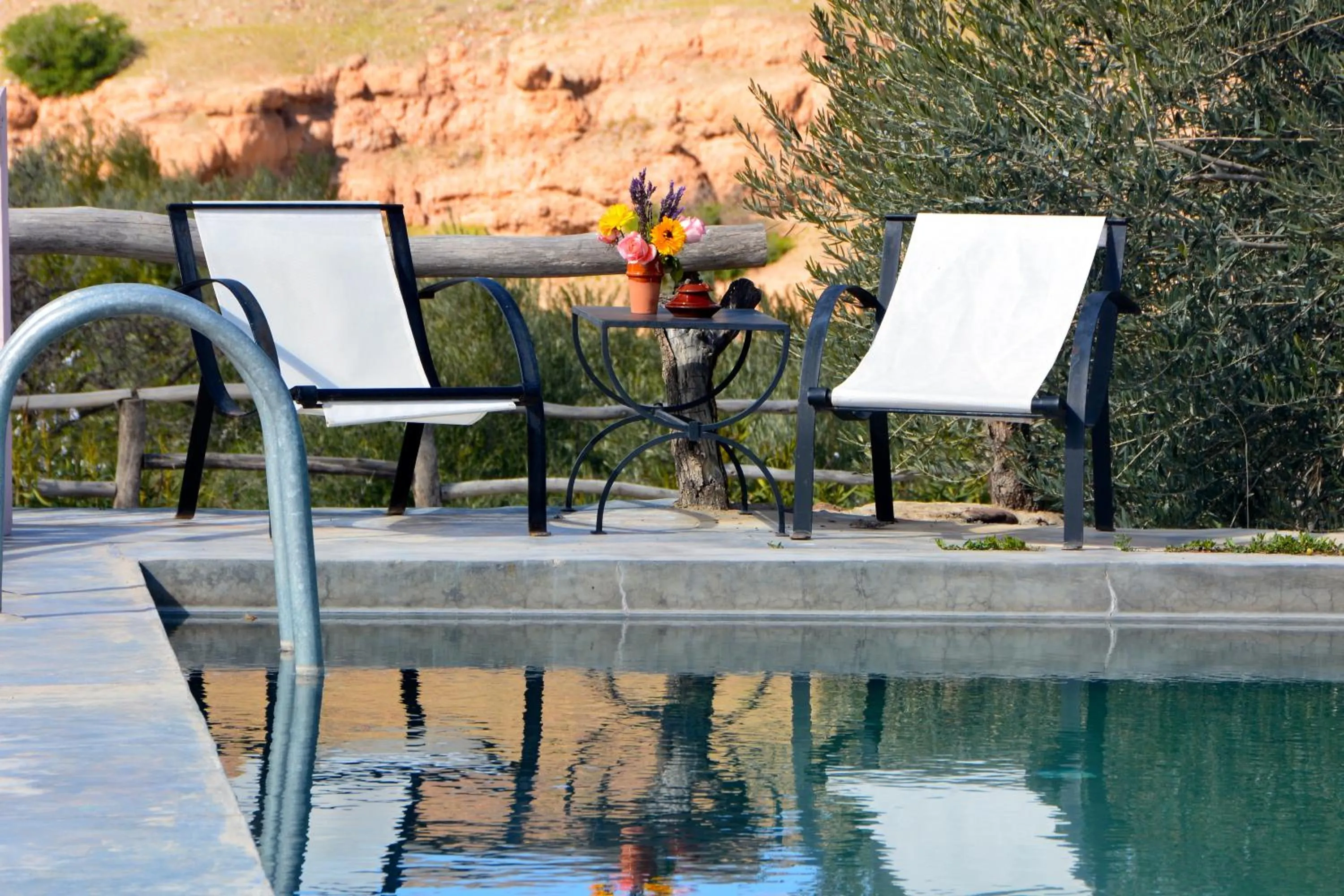 Swimming pool in Kasbah Beldi