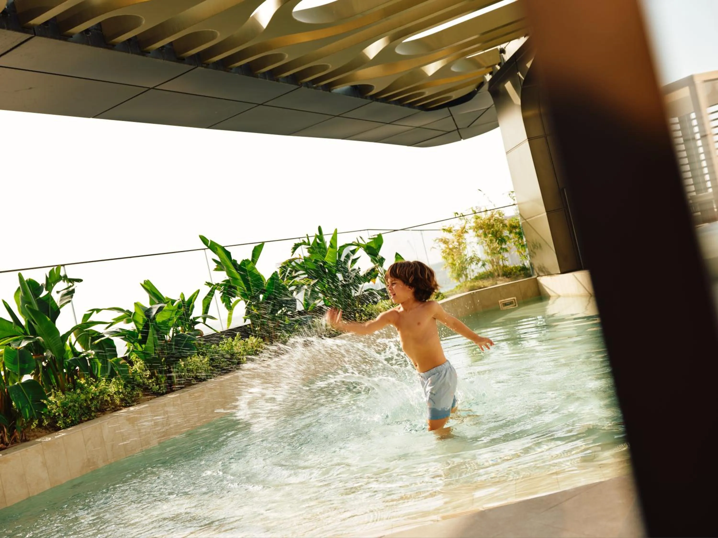 Swimming pool in Mandarin Oriental Downtown, Dubai