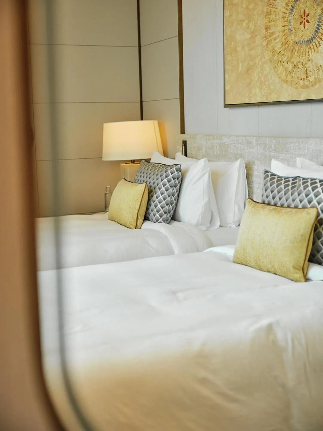 Bedroom, Bed in Mandarin Oriental Downtown, Dubai