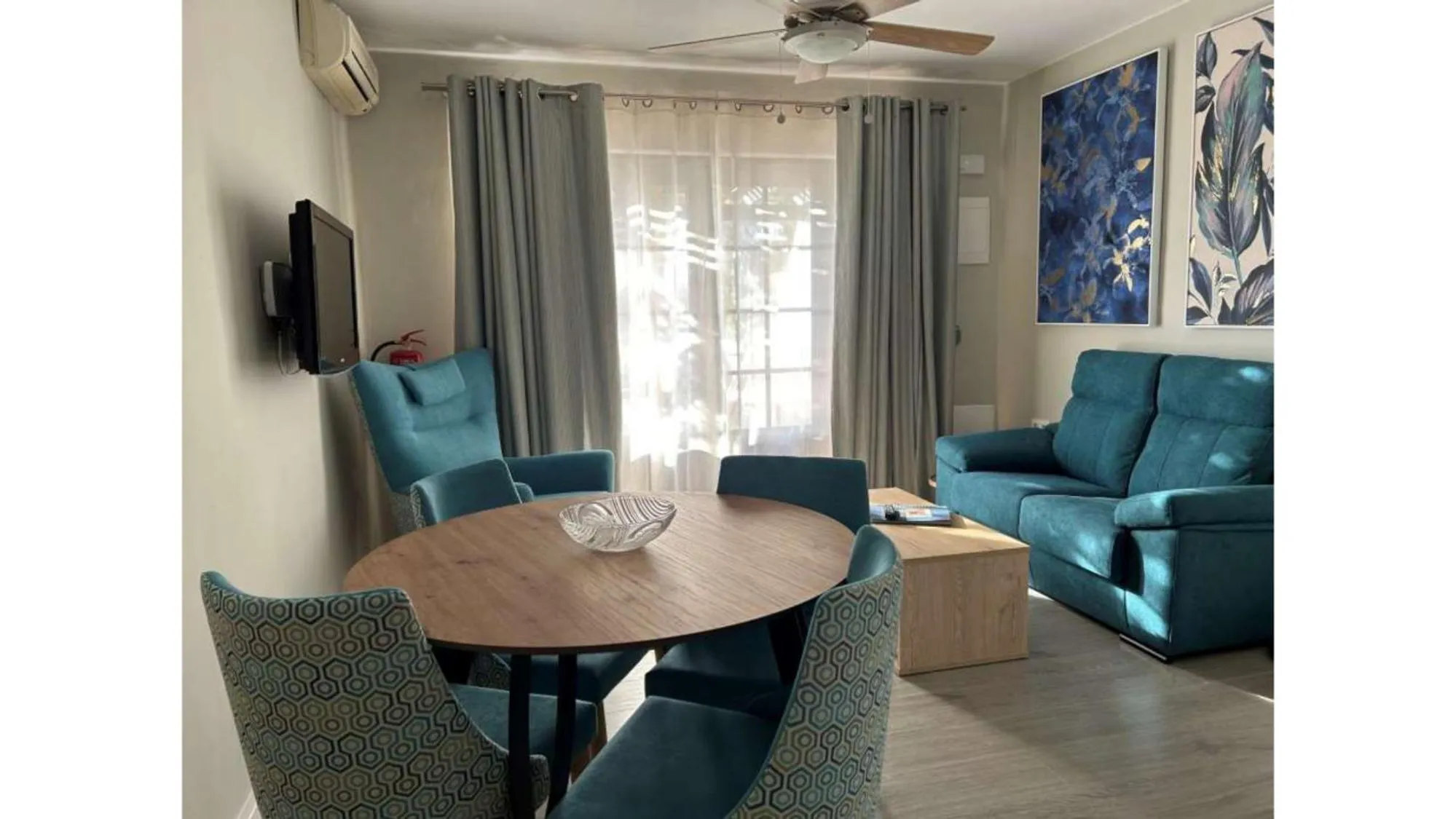 Seating area in Ona Las Casitas