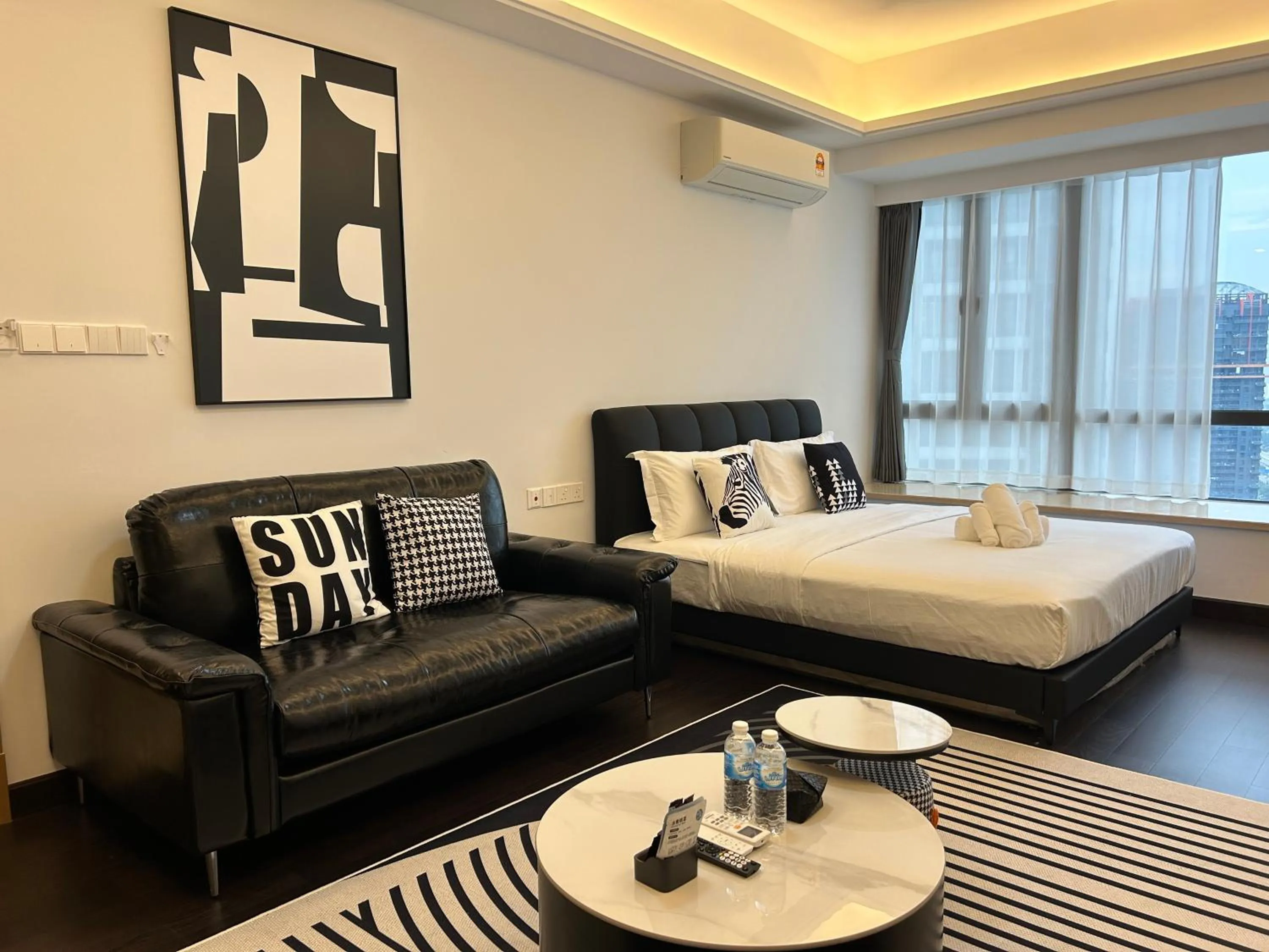 Bed in R&F Princess Cove Cozy&Boutique Homestay By Wan Li Property Management