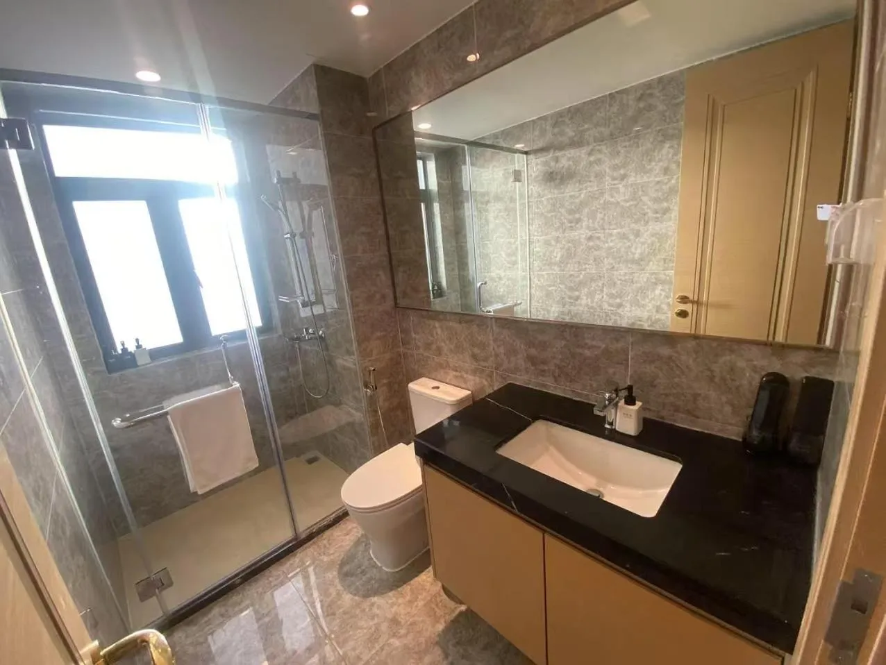 R&F Princess Cove Cozy&Boutique Homestay By Wan Li Property Management