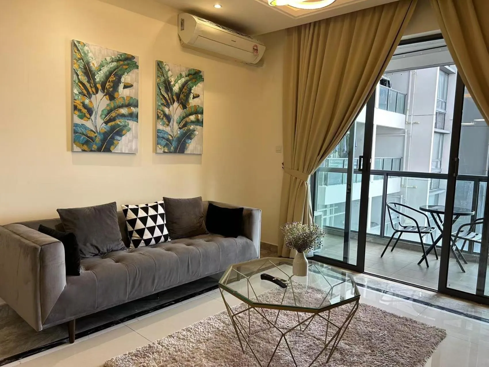 R&F Princess Cove Cozy&Boutique Homestay By Wan Li Property Management