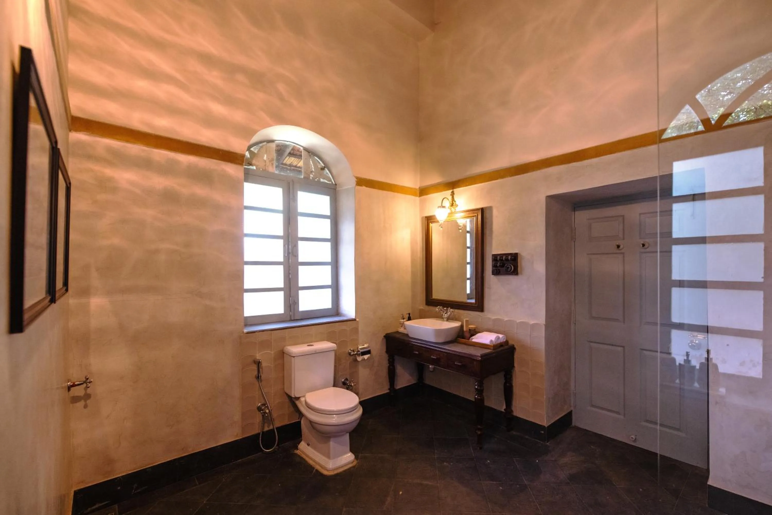 Toilet in Mansao Curtorim - A CGH Earth SAHA Experience