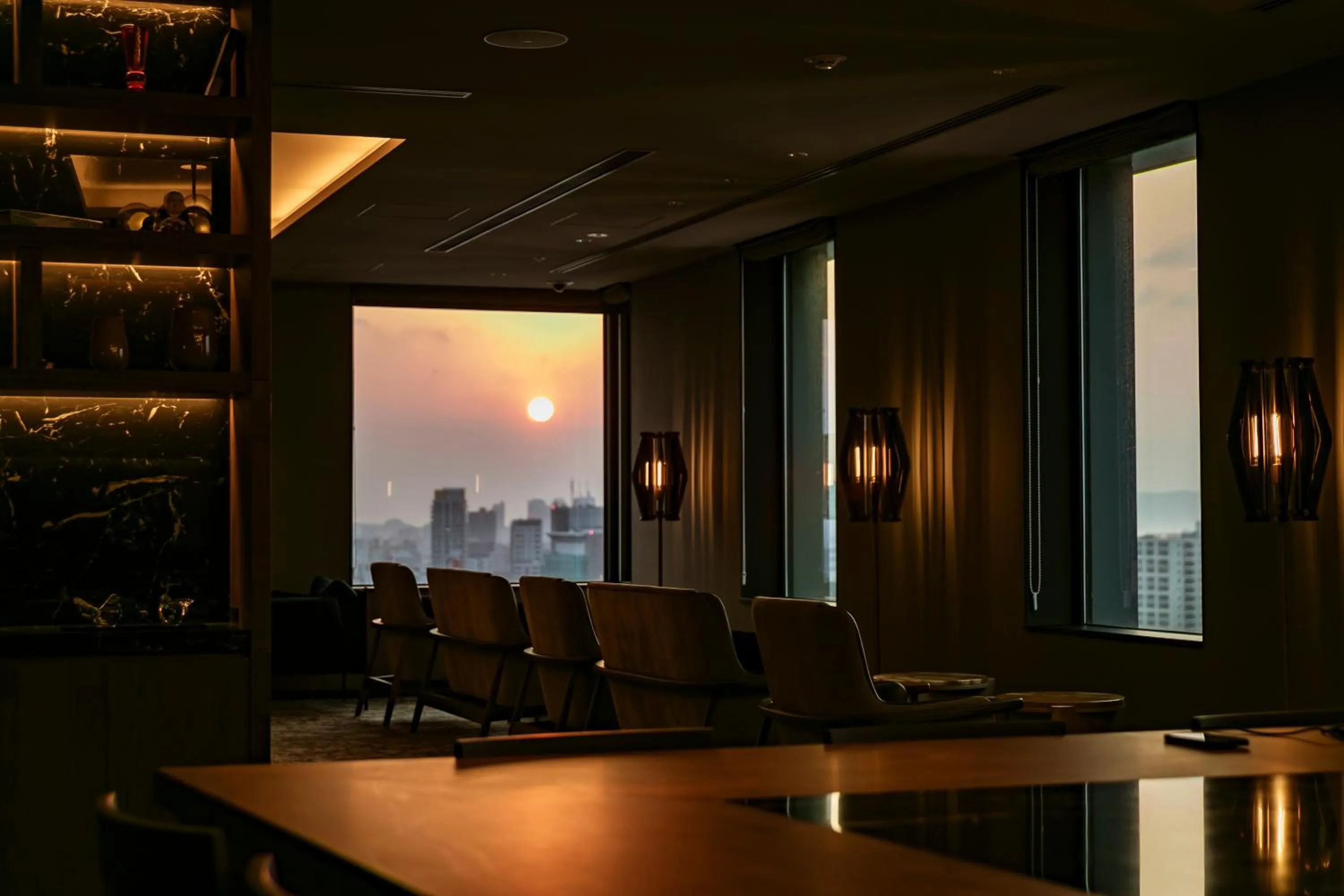 Lounge or bar in The Gate Hotel Fukuoka by Hulic