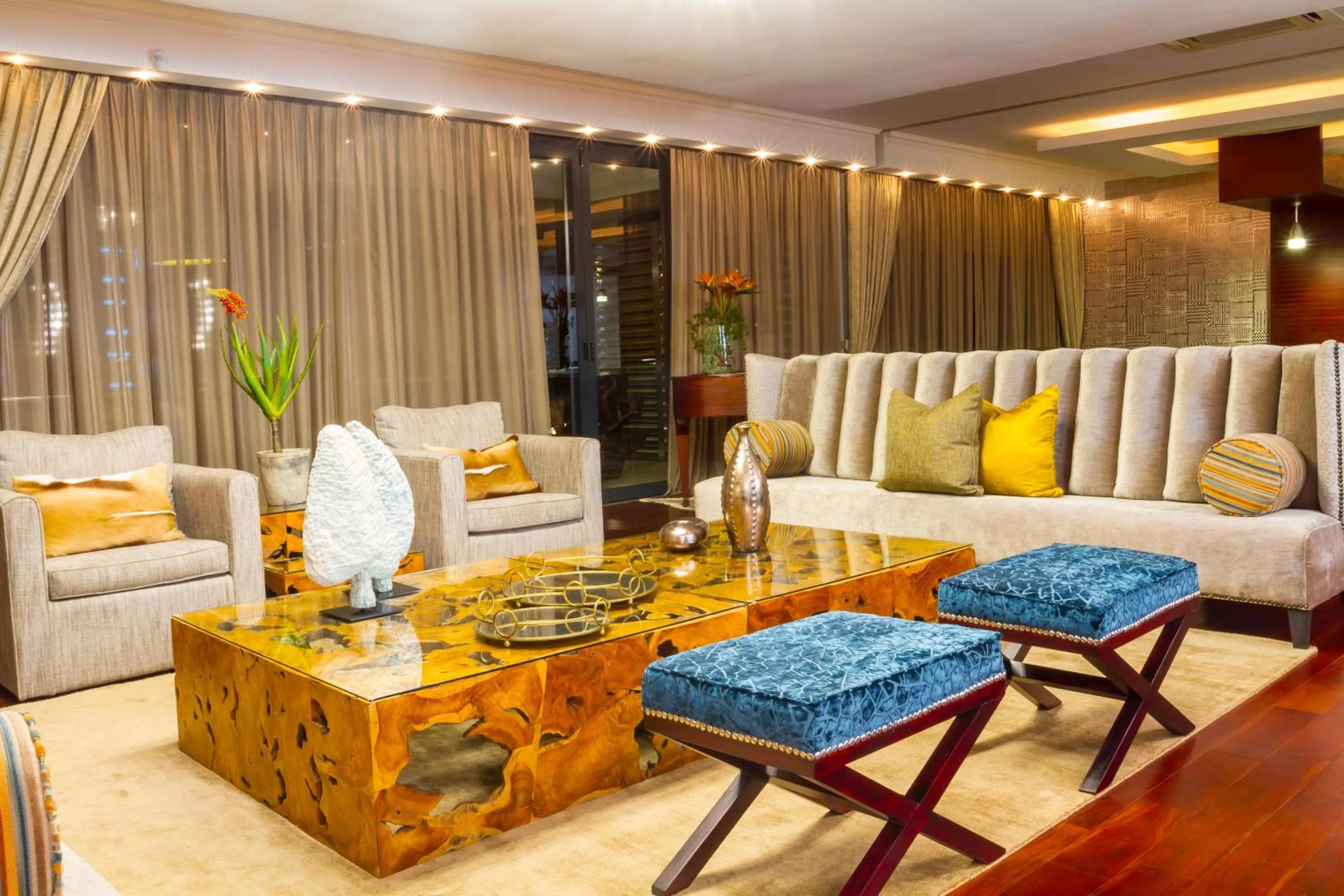 Living room in Royal Mukumbura Malelane