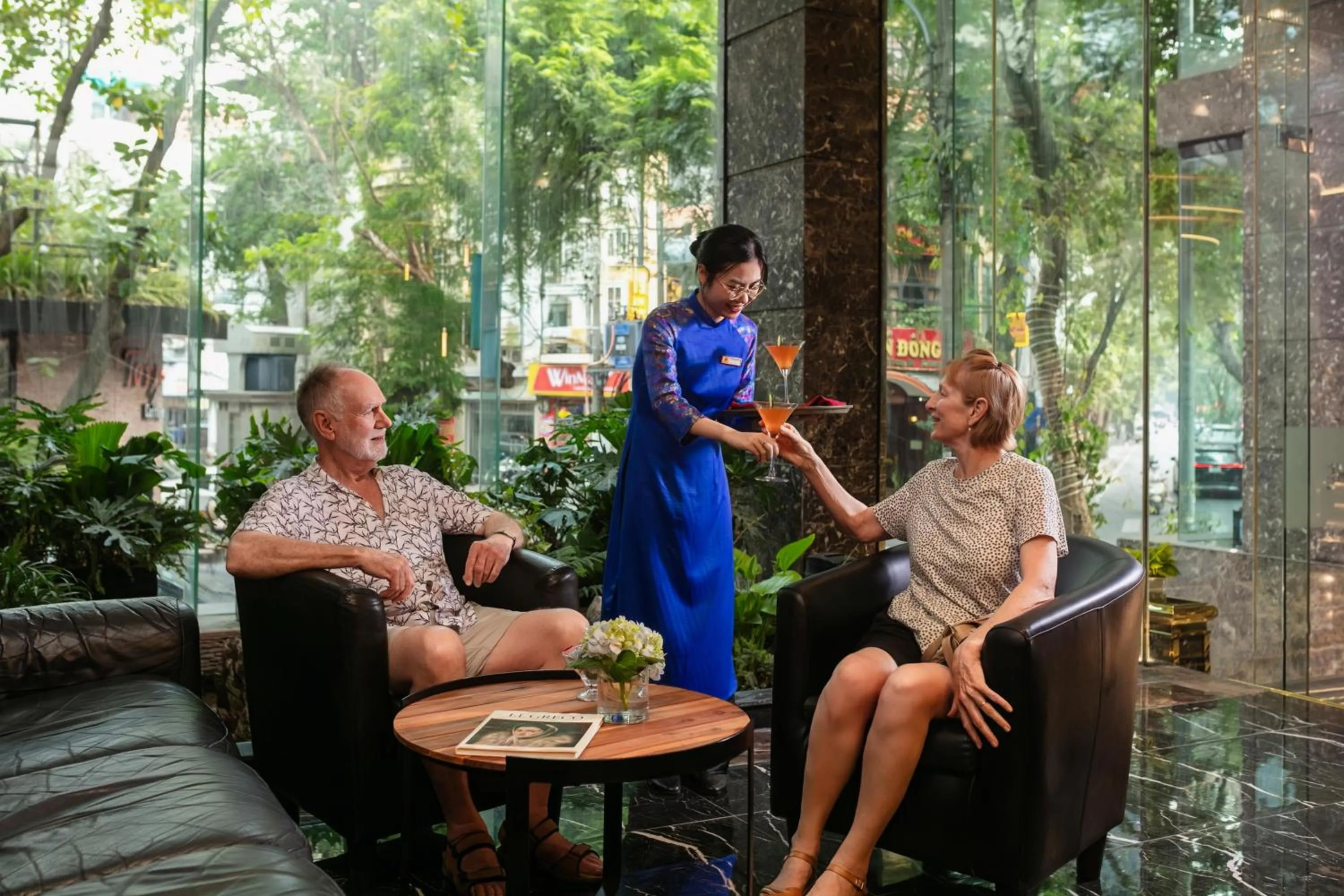 Lobby or reception in MAY DE VILLE Corner Hotel