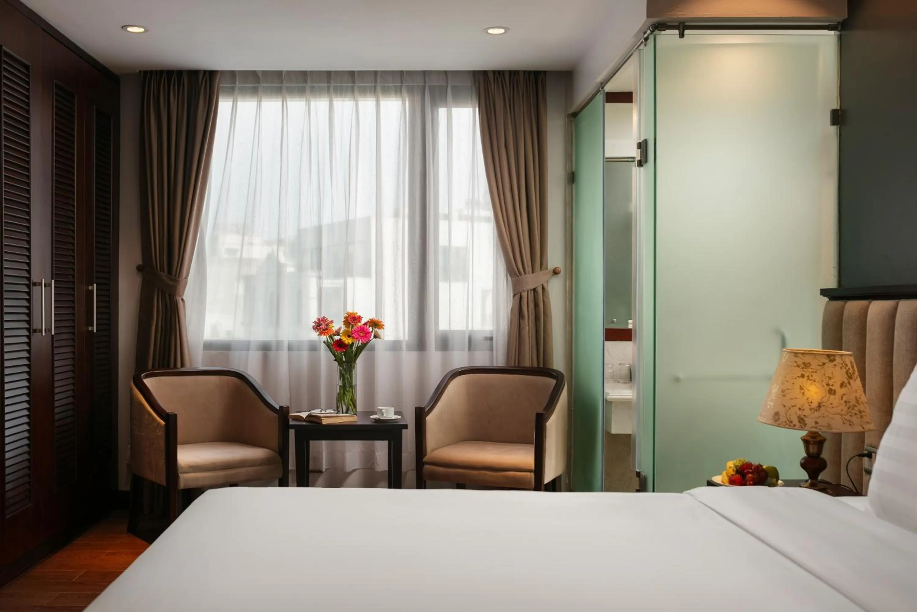 Bedroom, Bed in MAY DE VILLE Corner Hotel