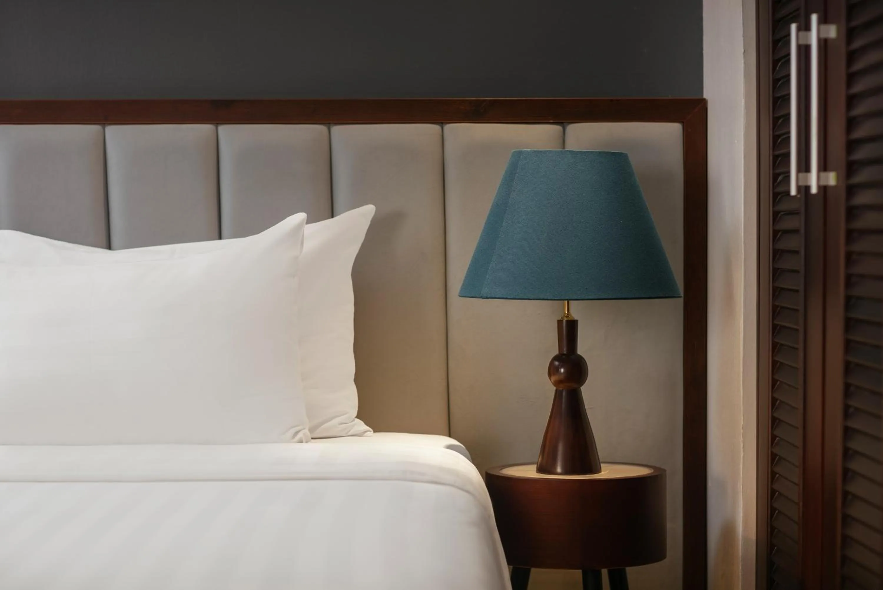 Bedroom, Bed in MAY DE VILLE Corner Hotel