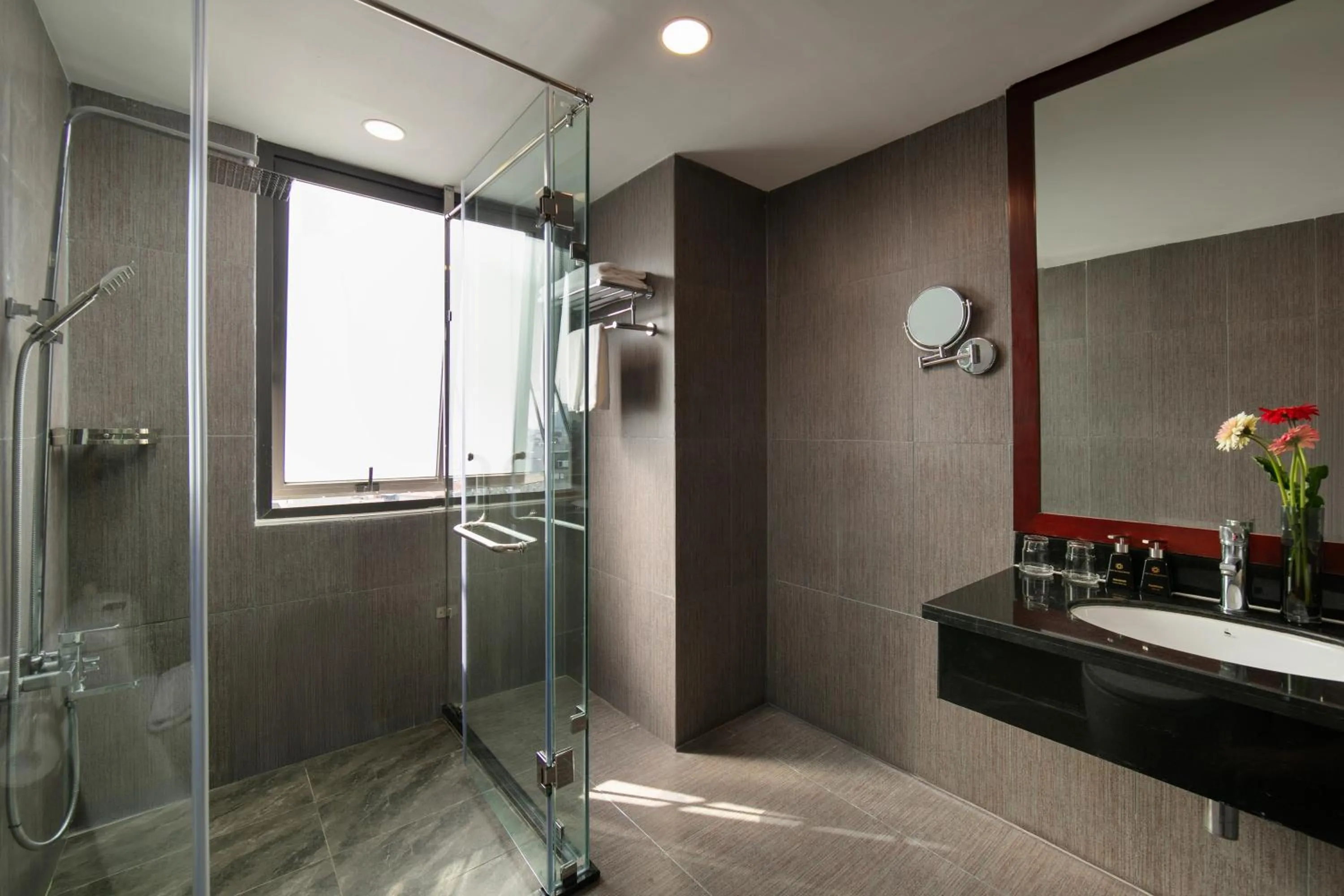 Bathroom in MAY DE VILLE Corner Hotel