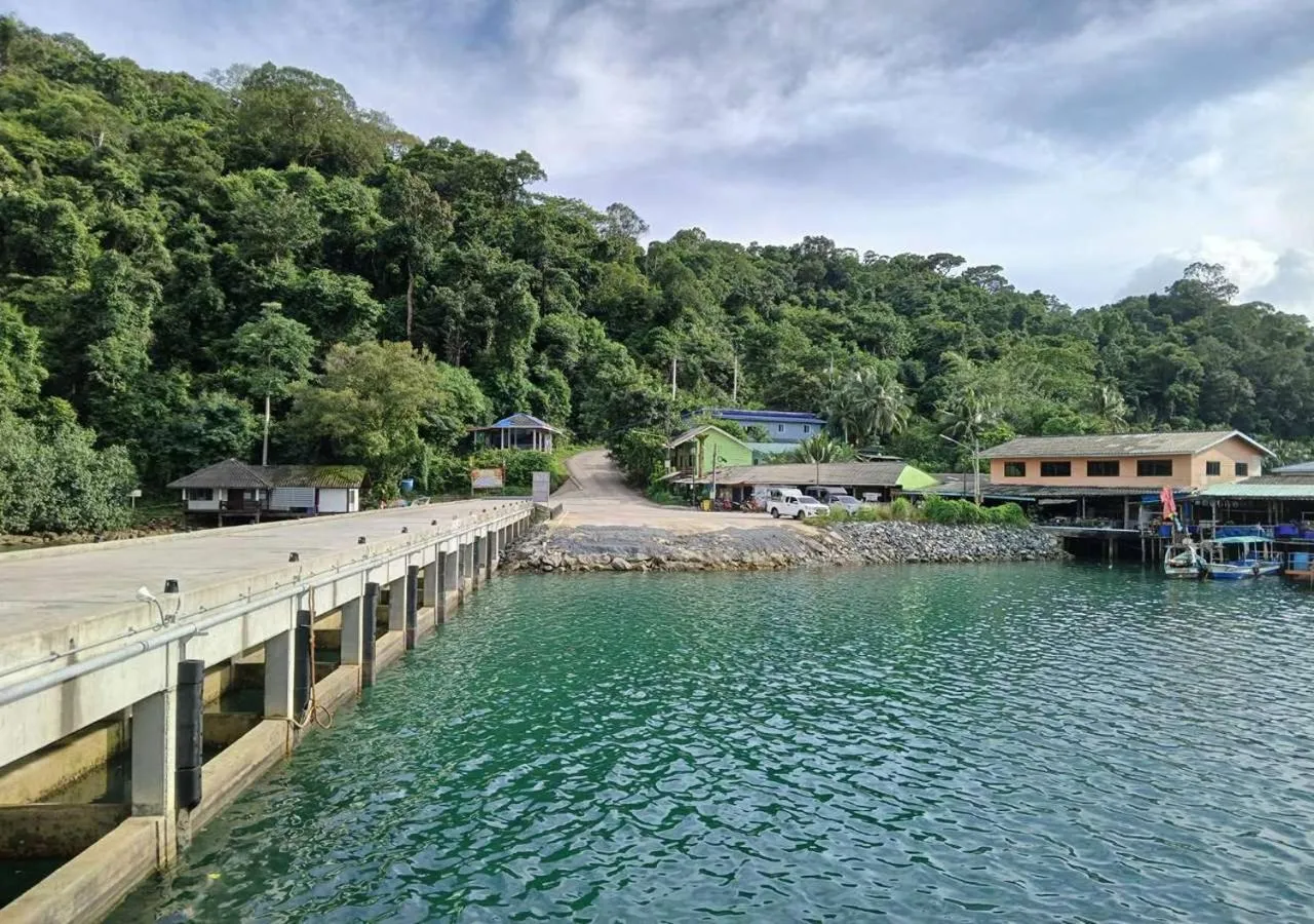 Property building in Ao Yai Homestay Koh Kood