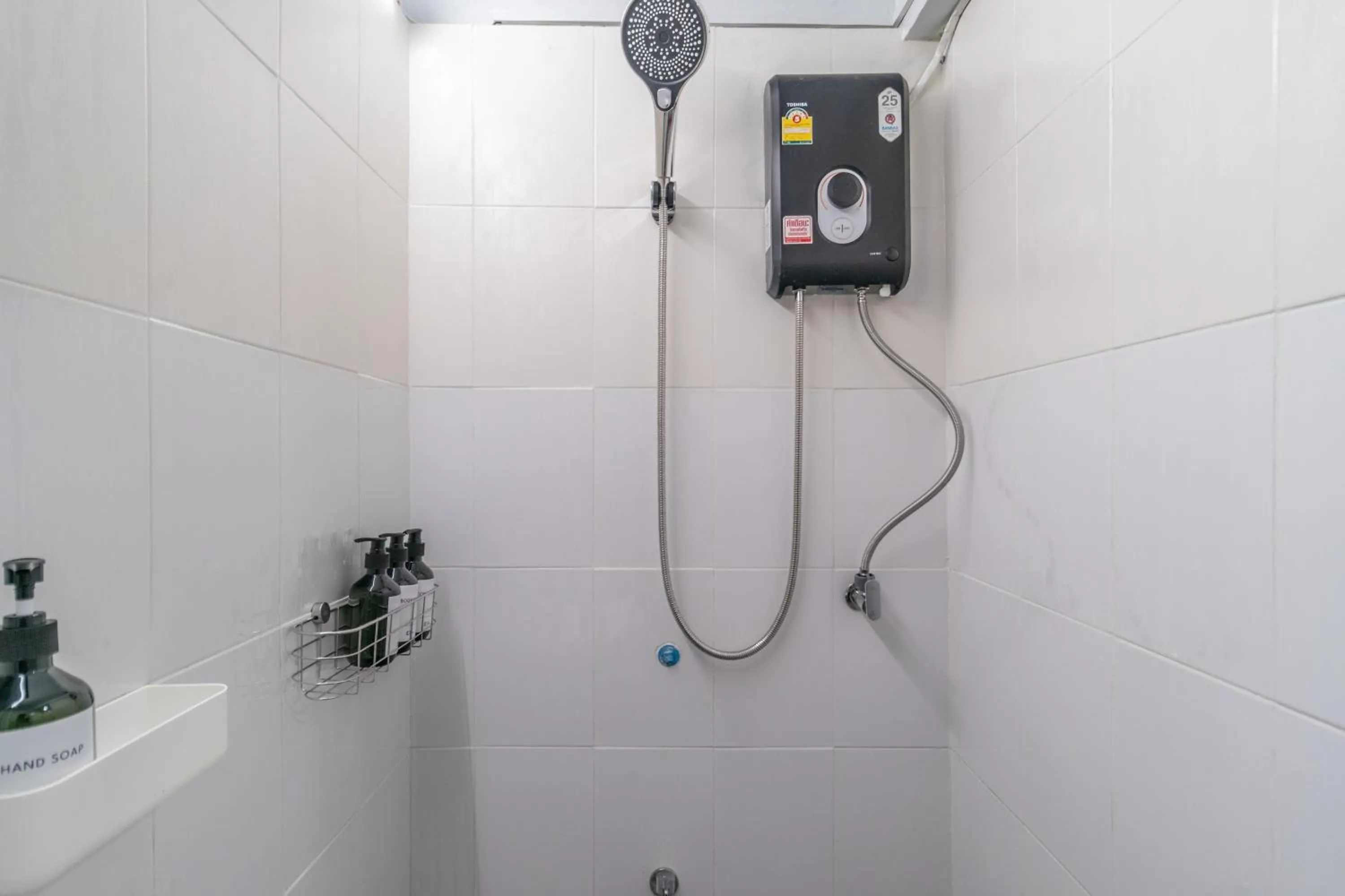 Shower in Cozy Corner Bangpho