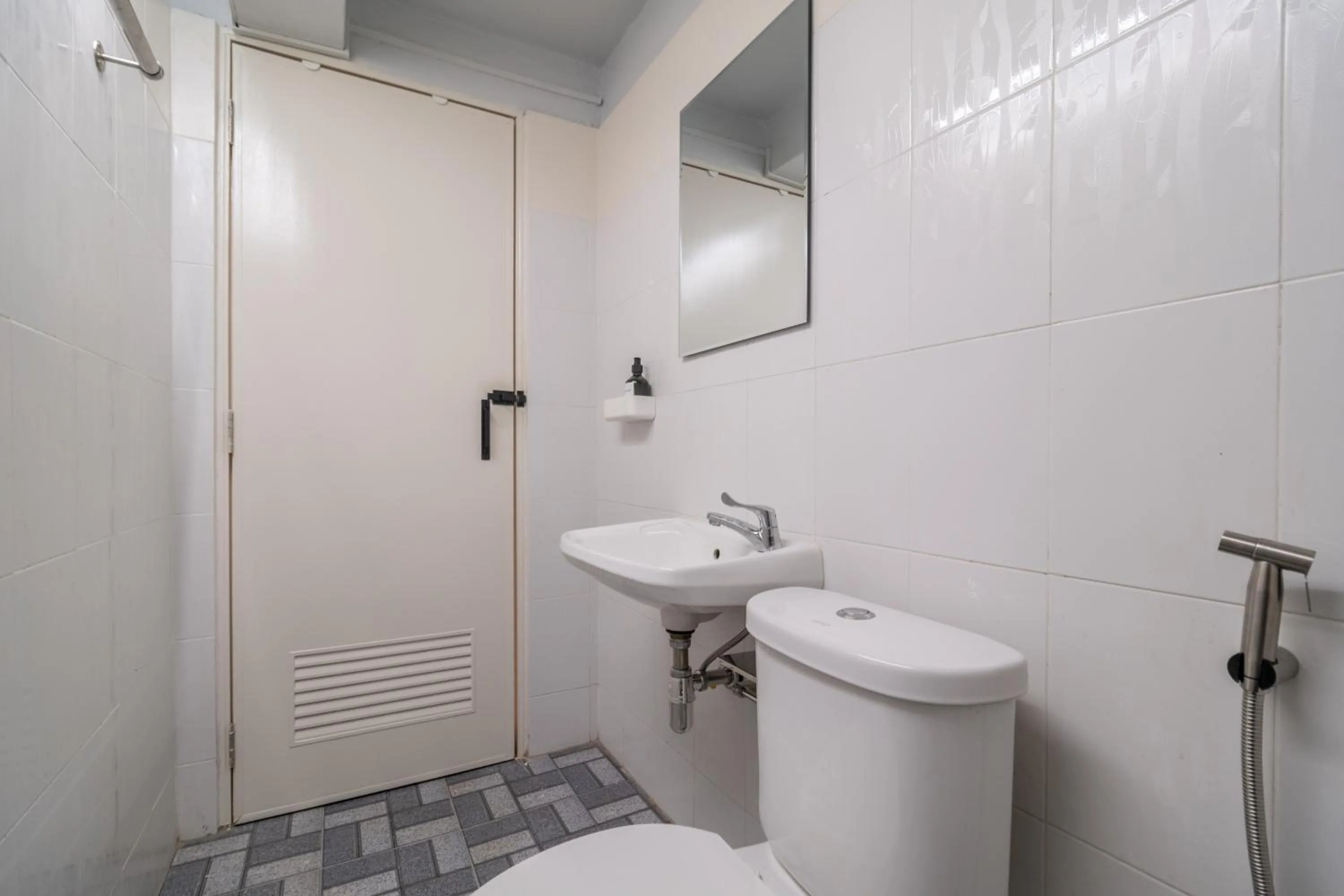 Shower in Cozy Corner Bangpho