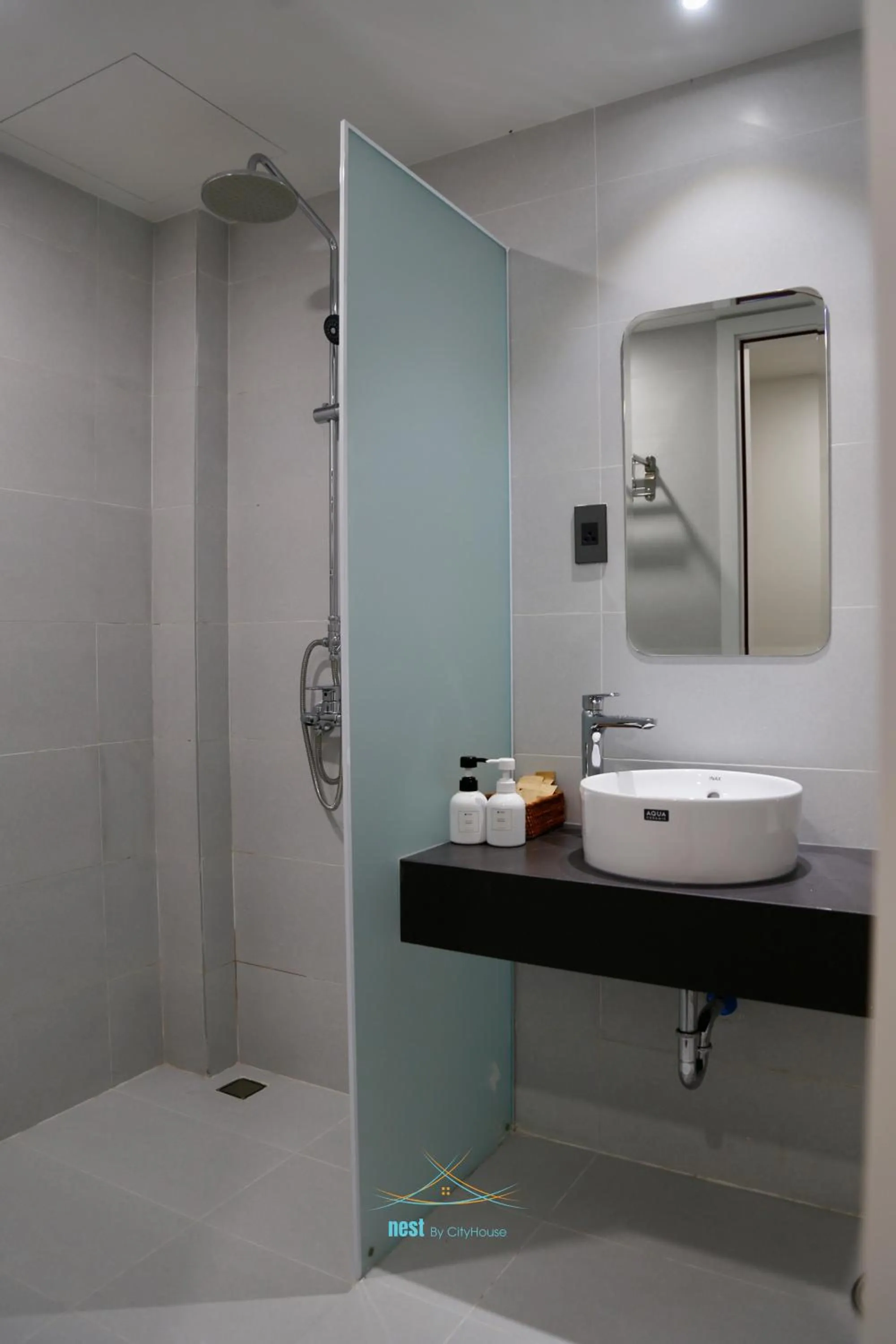 Shower in Cityhouse - Nest Minh Khai