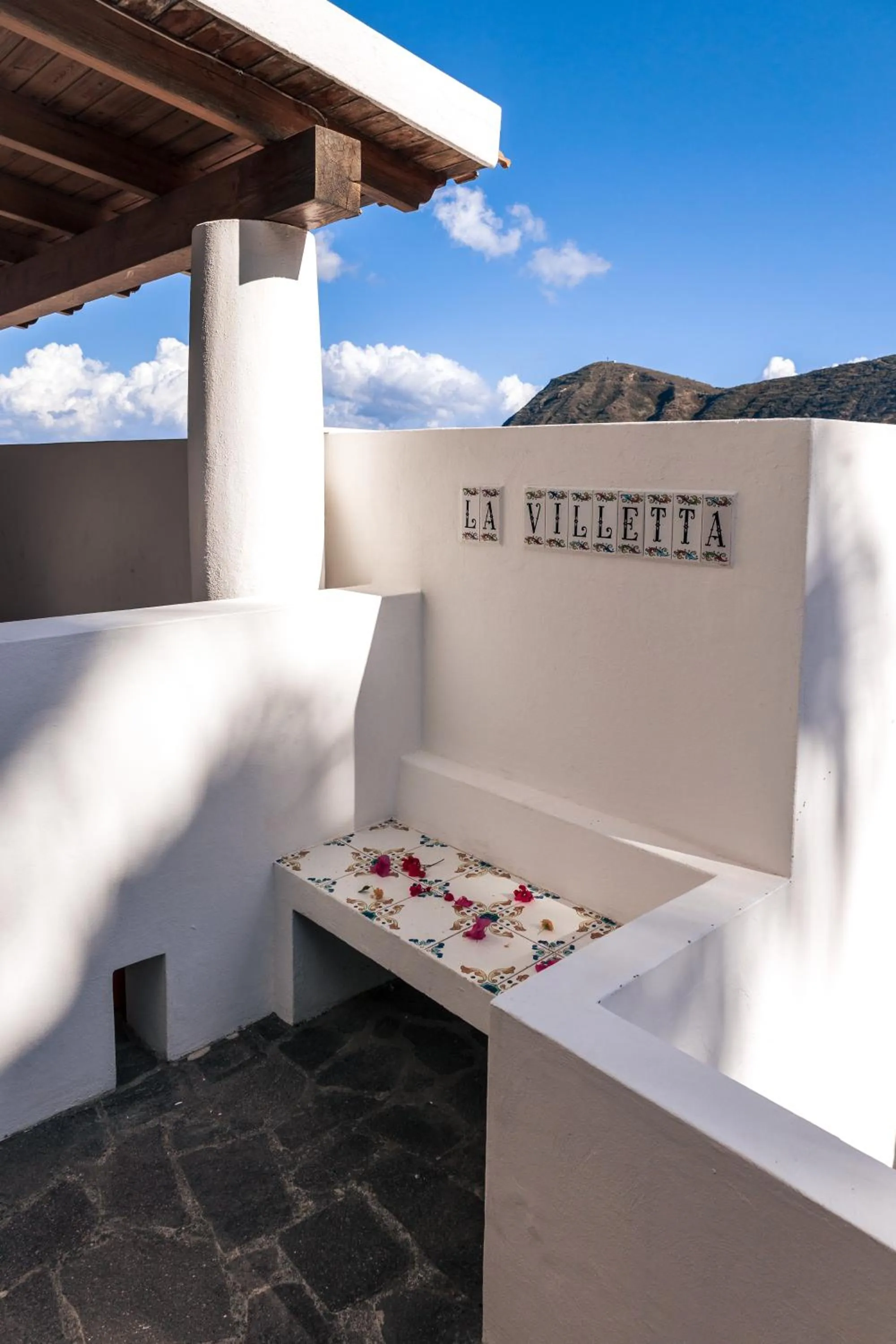 Property building in Hotel Residence La Villetta