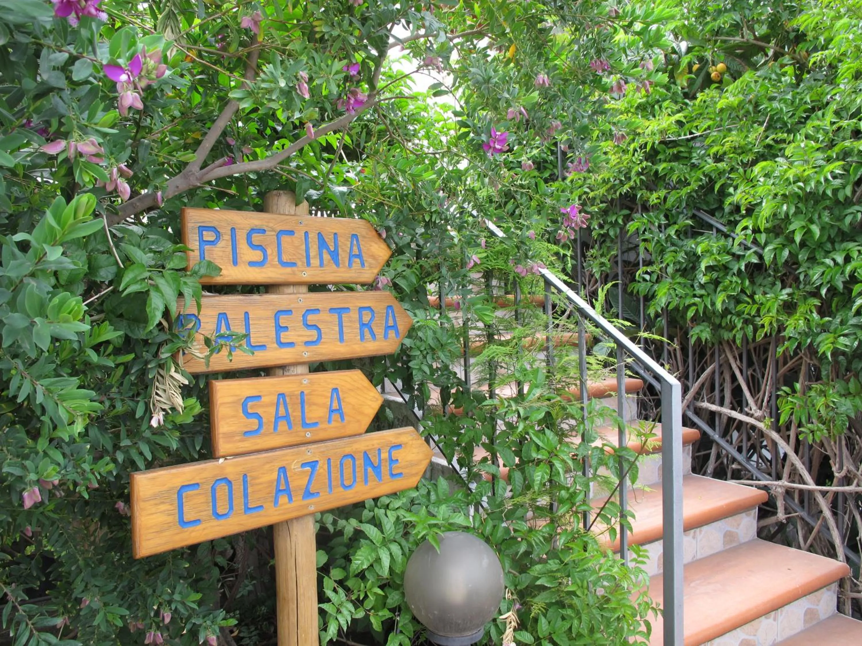Garden in Hotel Residence La Villetta